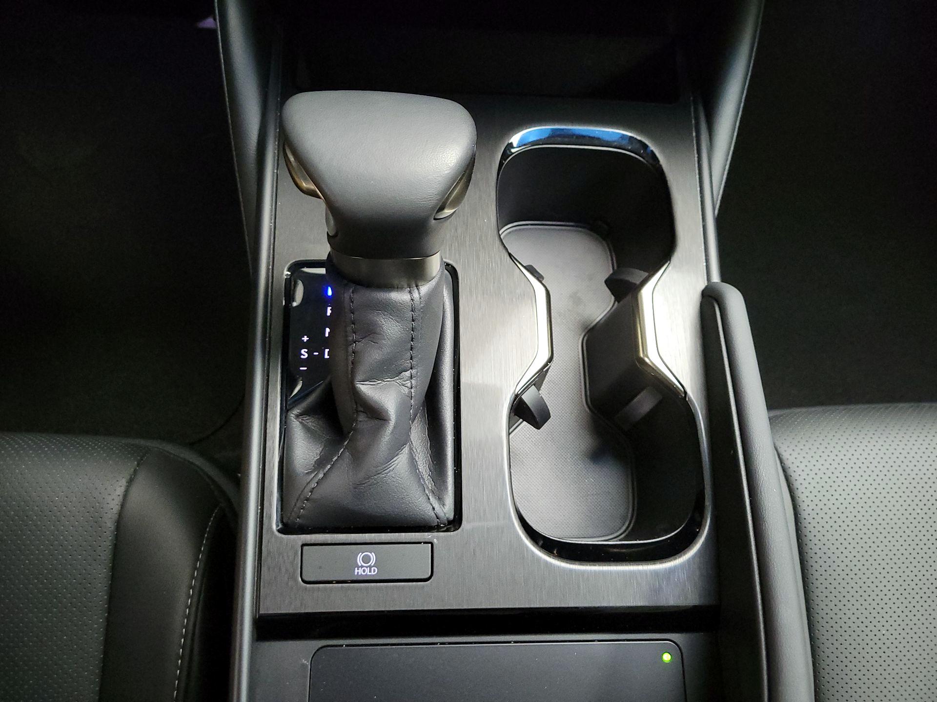 Thumbnail: 2023 Lexus ES - 17