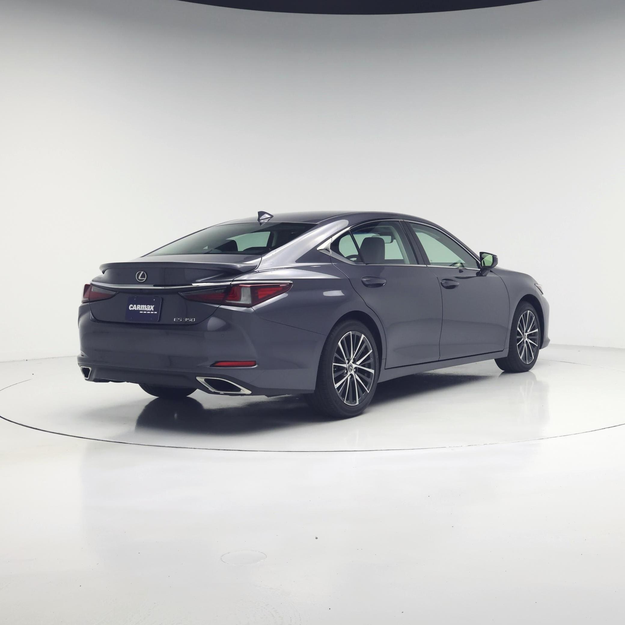 Thumbnail: 2023 Lexus ES - 8