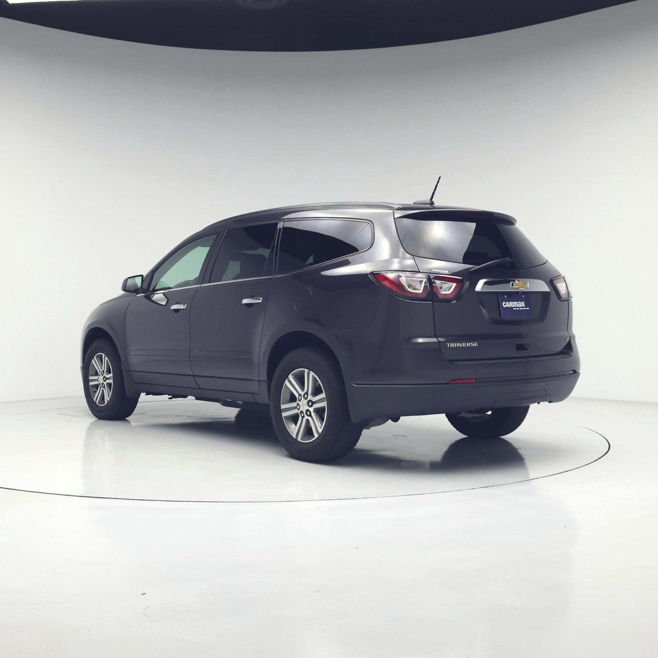 Thumbnail: 2017 Chevrolet Traverse - 2