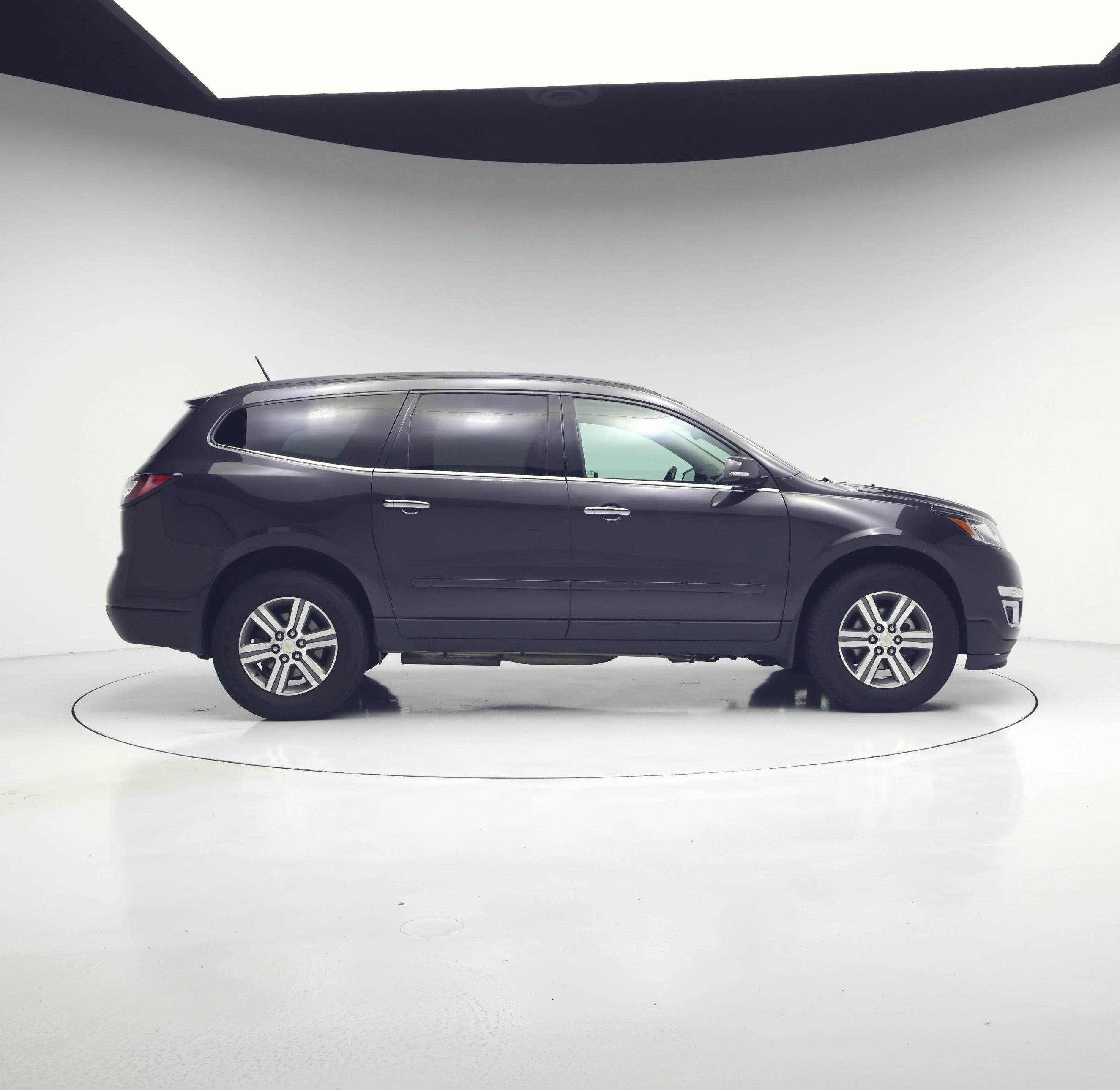 Thumbnail: 2017 Chevrolet Traverse - 7