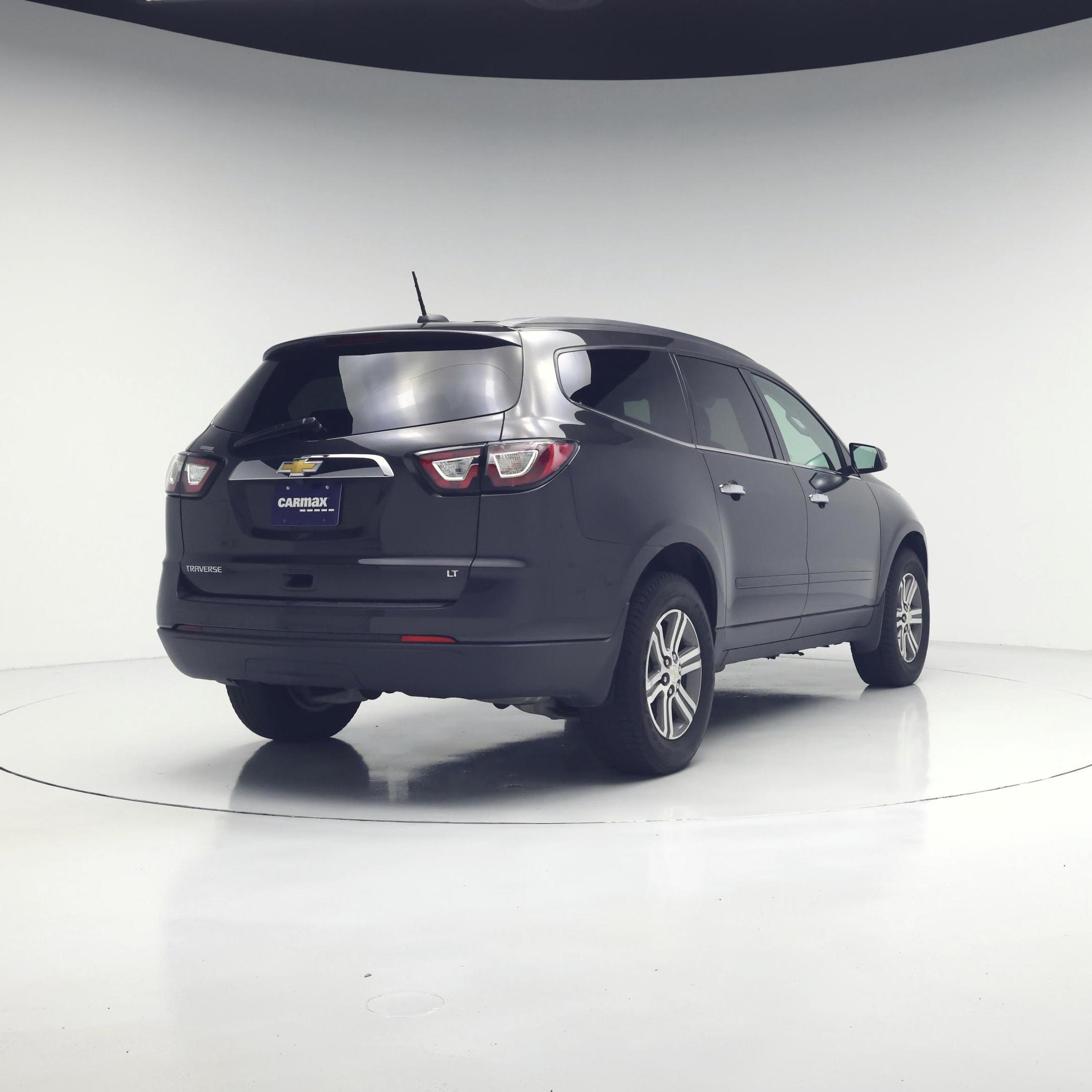 Thumbnail: 2017 Chevrolet Traverse - 8