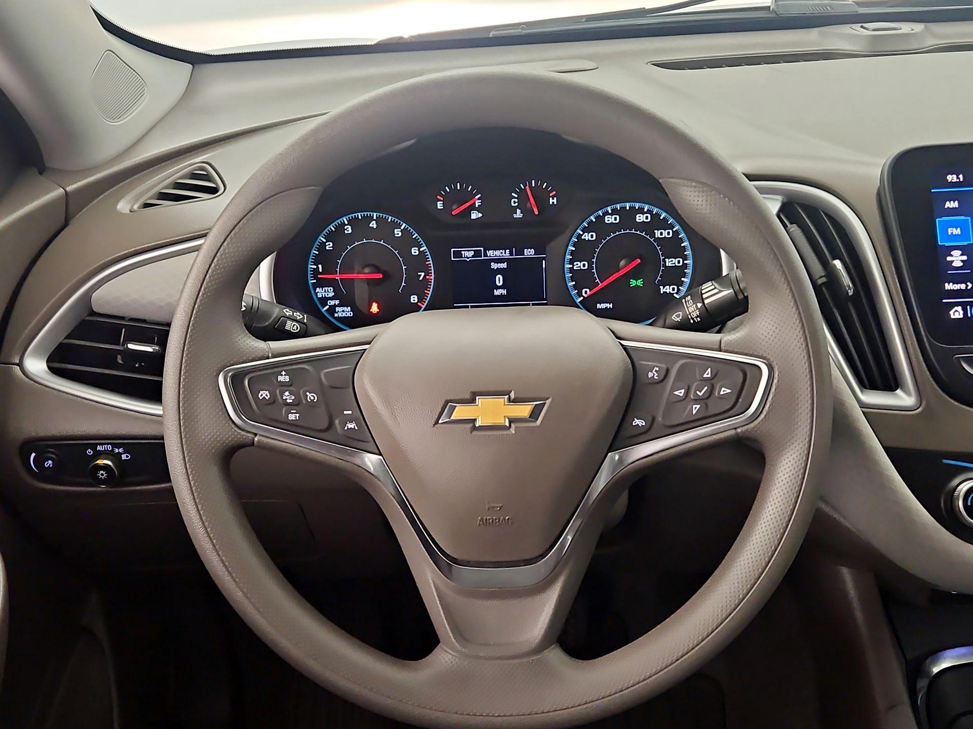 Thumbnail: 2025 Chevrolet Malibu - 10