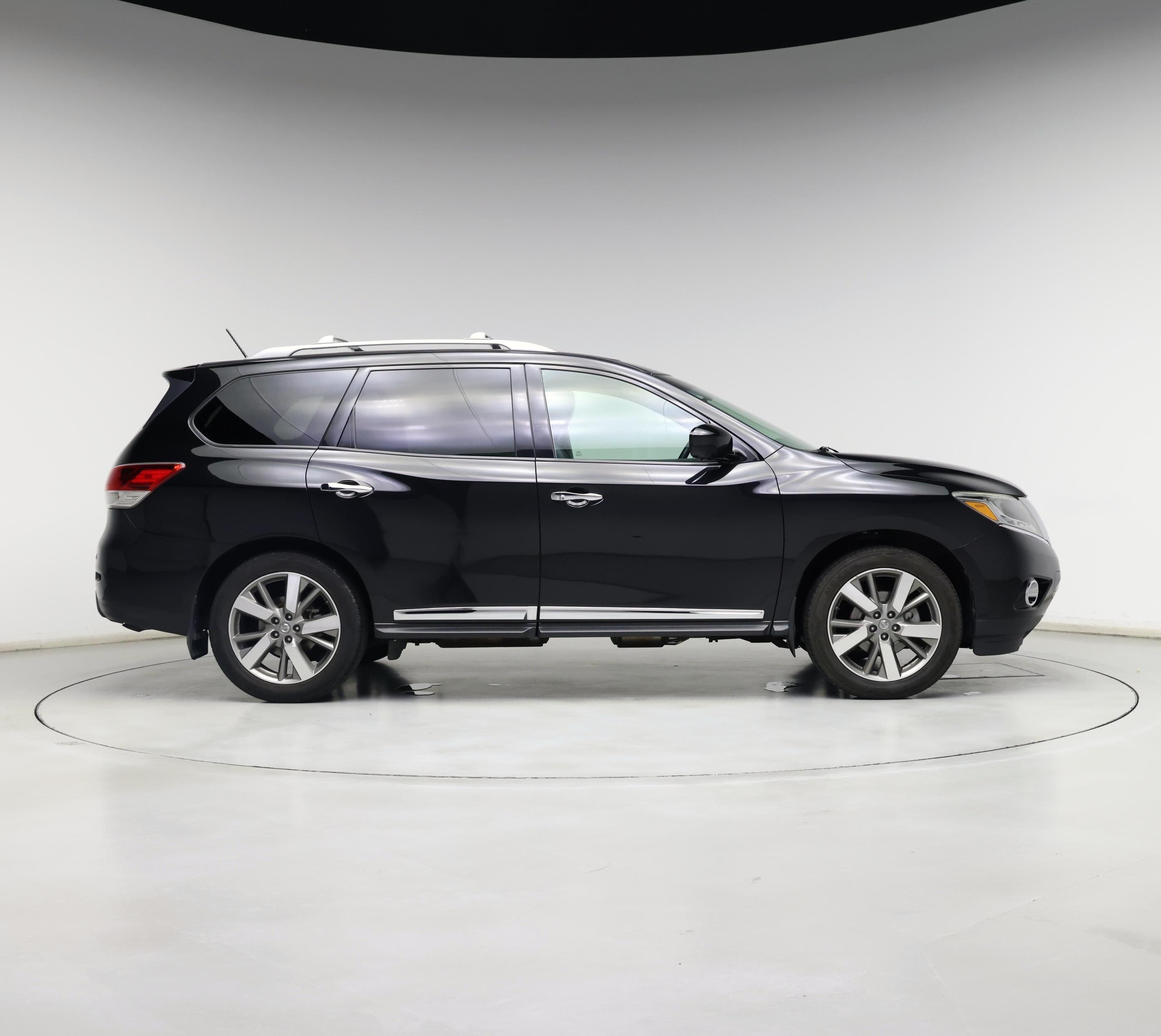 Thumbnail: 2015 Nissan Pathfinder - 7
