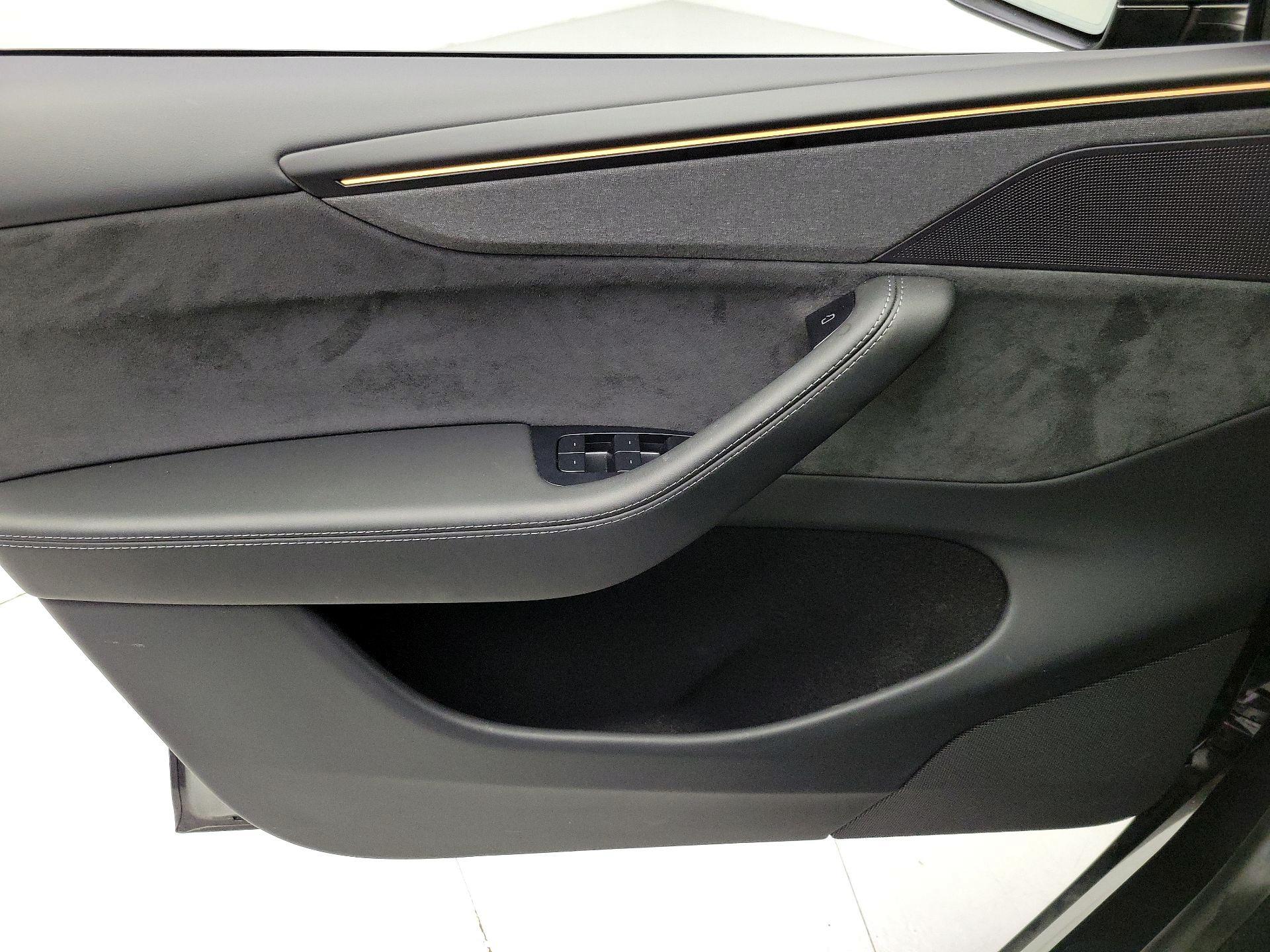 Thumbnail: 2026 Tesla Model Y - 12