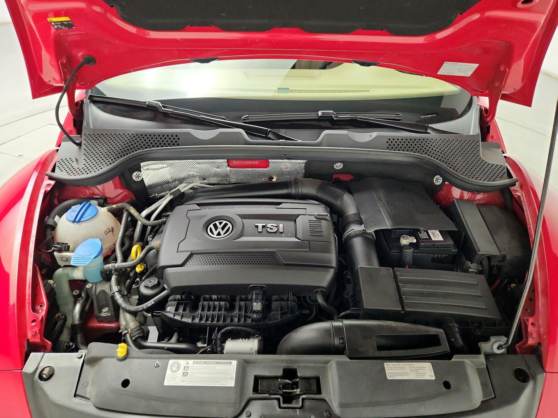 Thumbnail: 2014 Volkswagen Beetle - 19