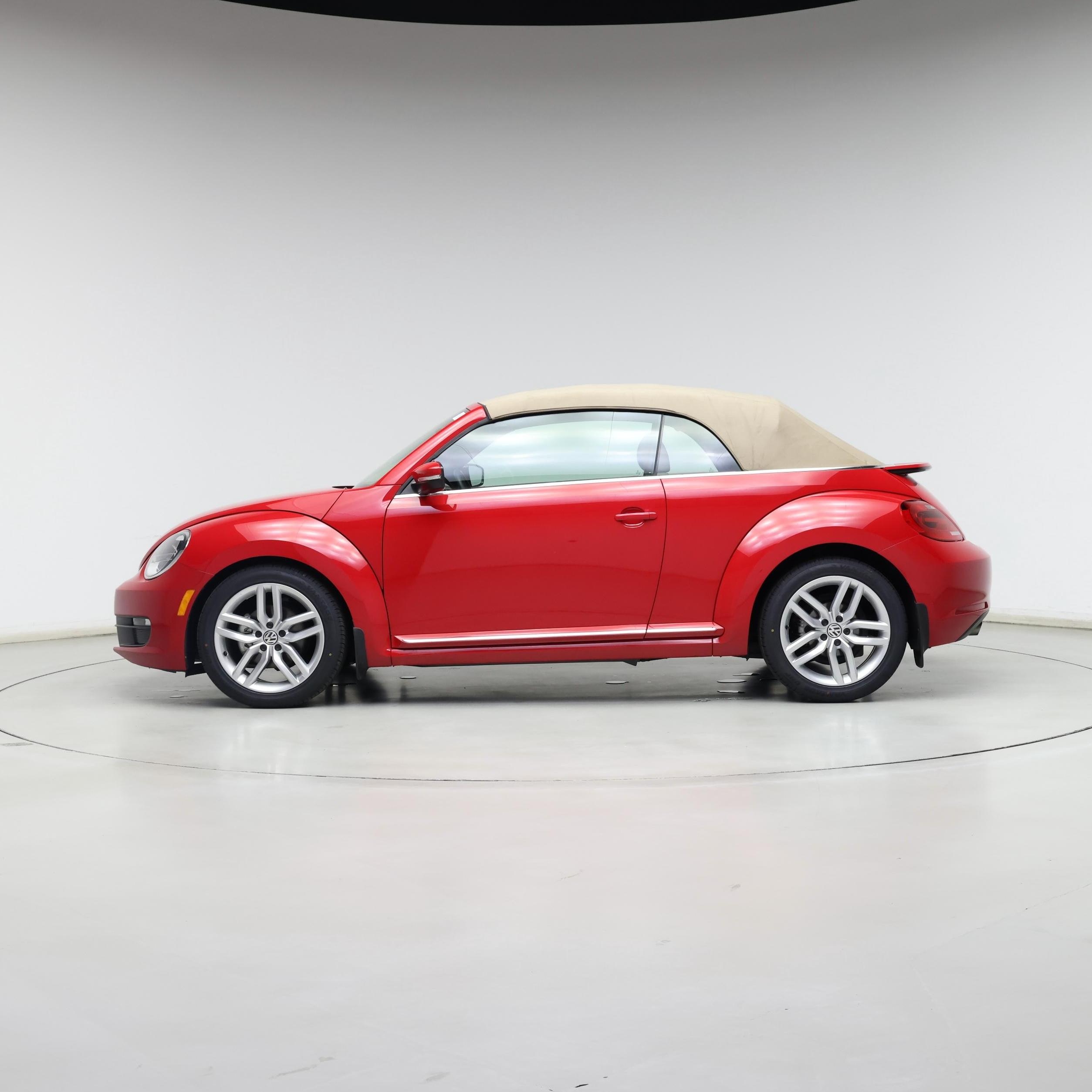 Thumbnail: 2014 Volkswagen Beetle - 7