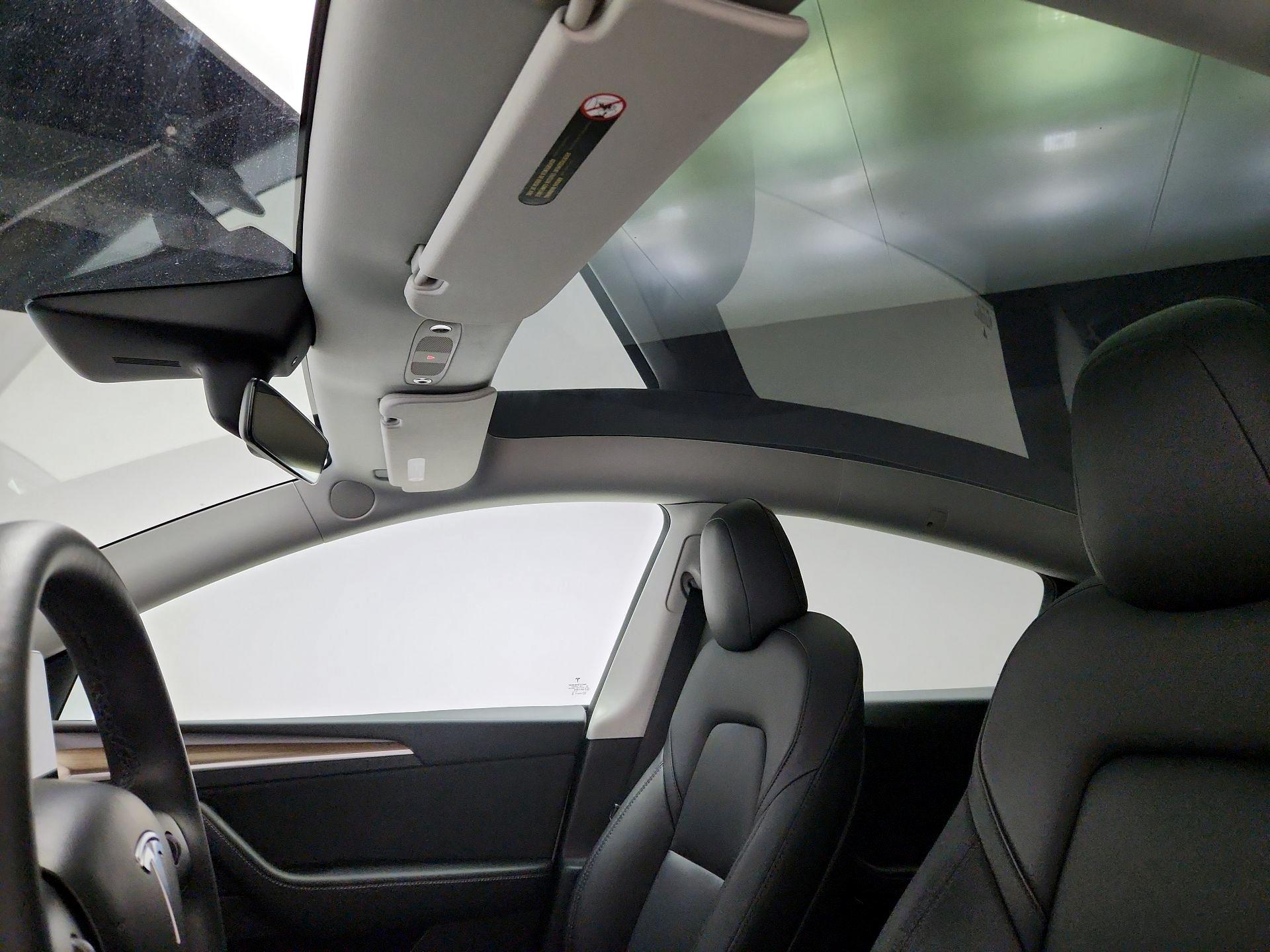 Thumbnail: 2023 Tesla Model Y - 18
