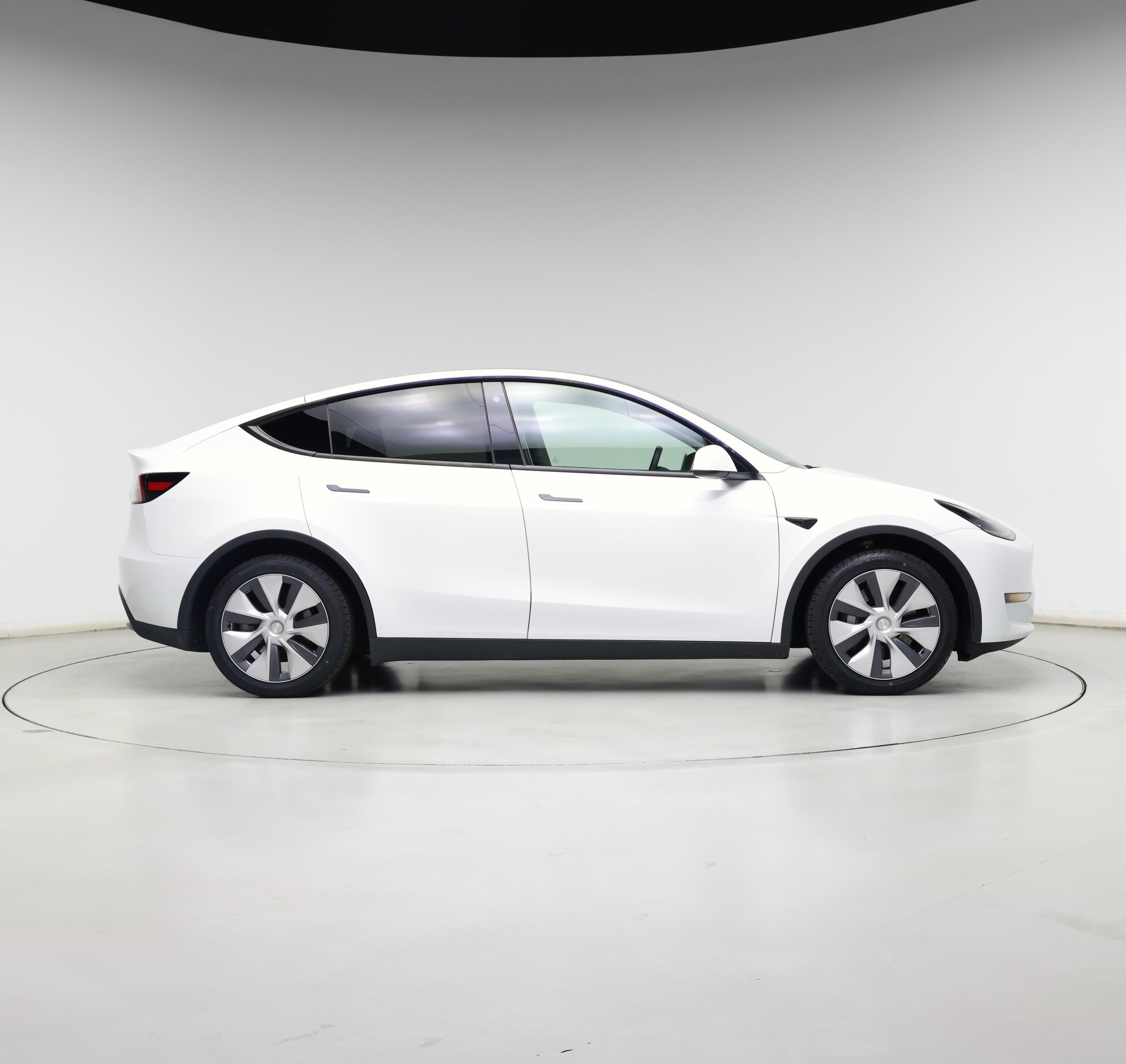 Thumbnail: 2023 Tesla Model Y - 7