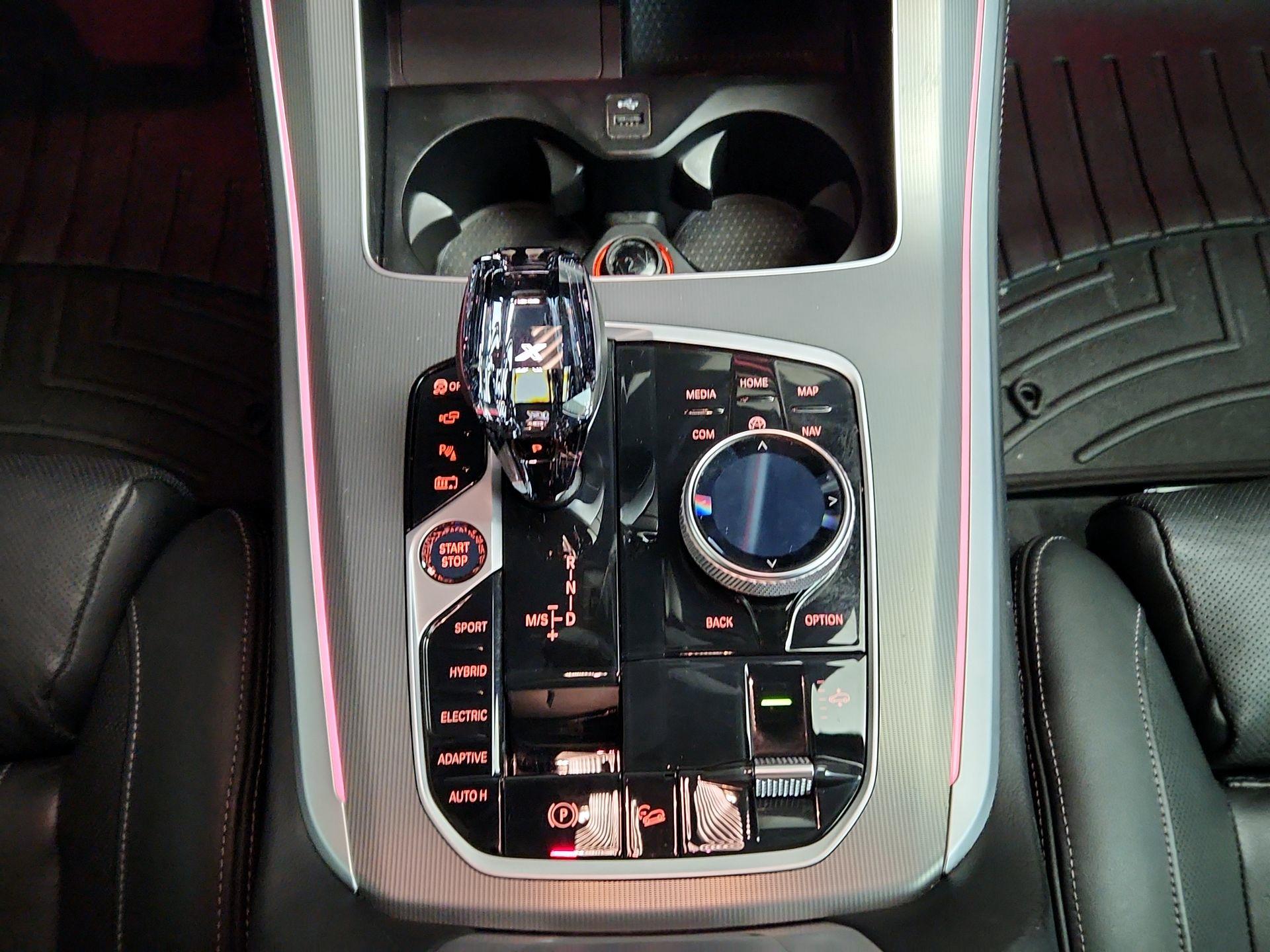 Thumbnail: 2022 BMW X5 - 18