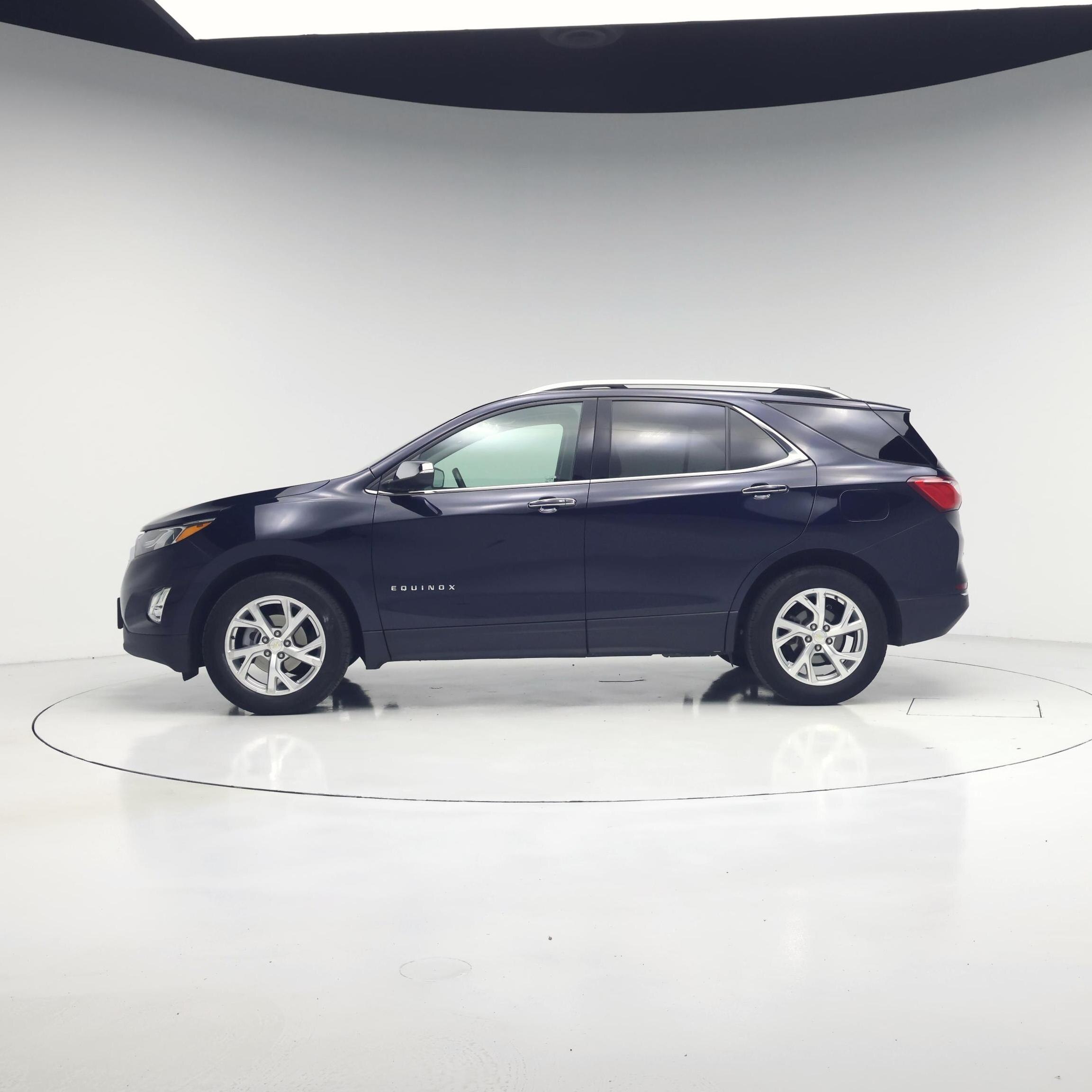 Thumbnail: 2020 Chevrolet Equinox - 3