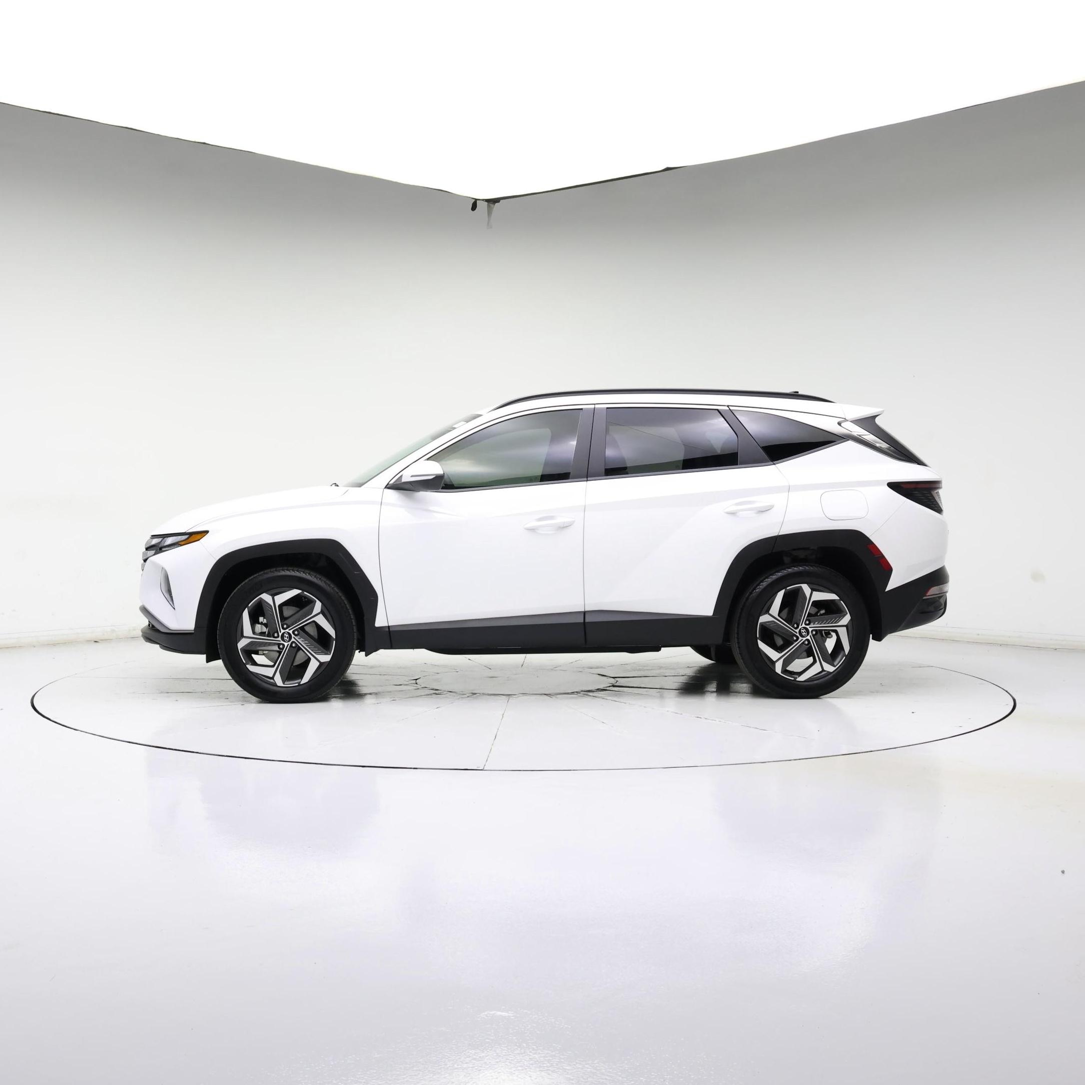 Thumbnail: 2024 Hyundai Tucson - 3