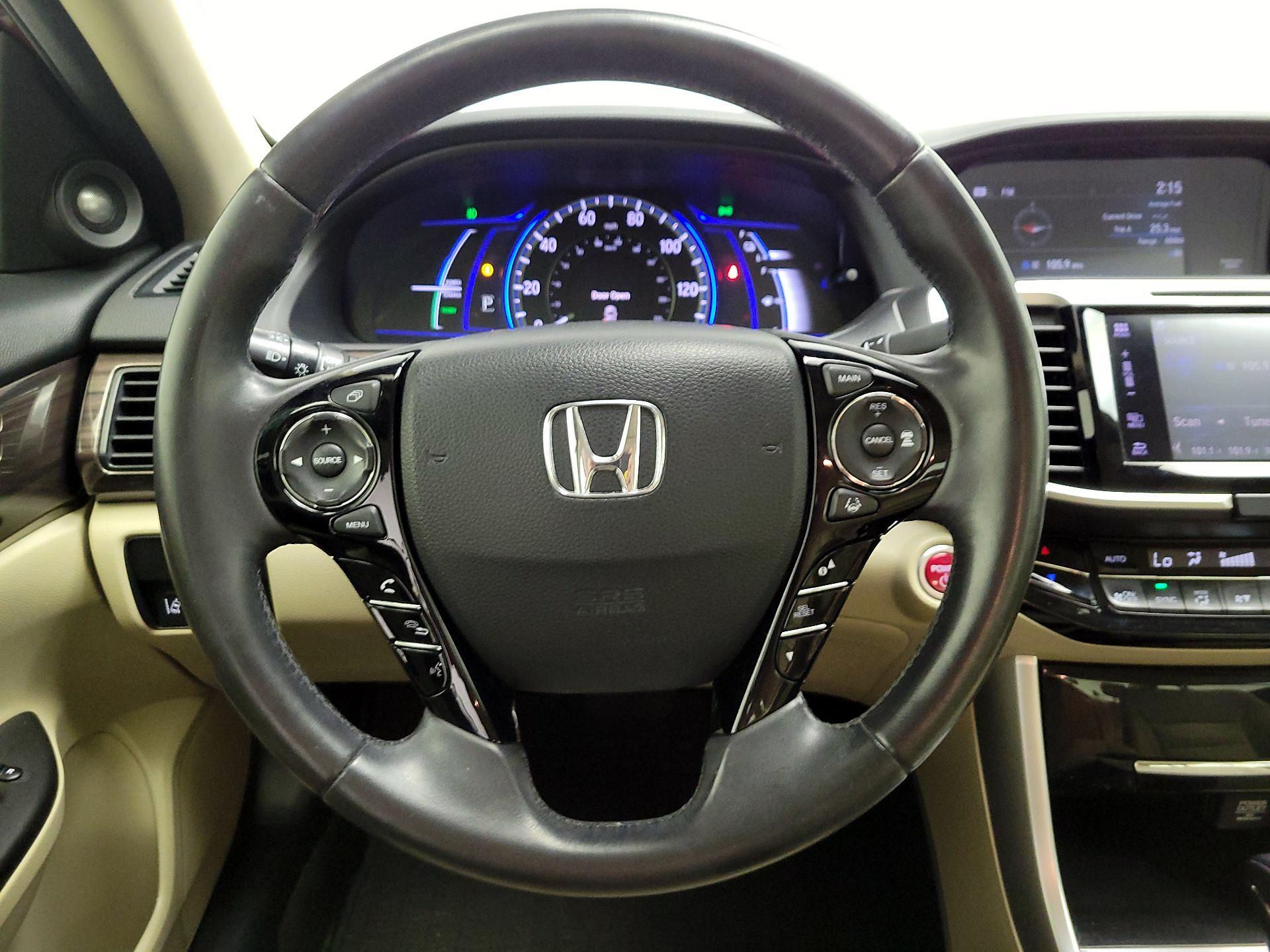 Thumbnail: 2017 Honda Accord - 10