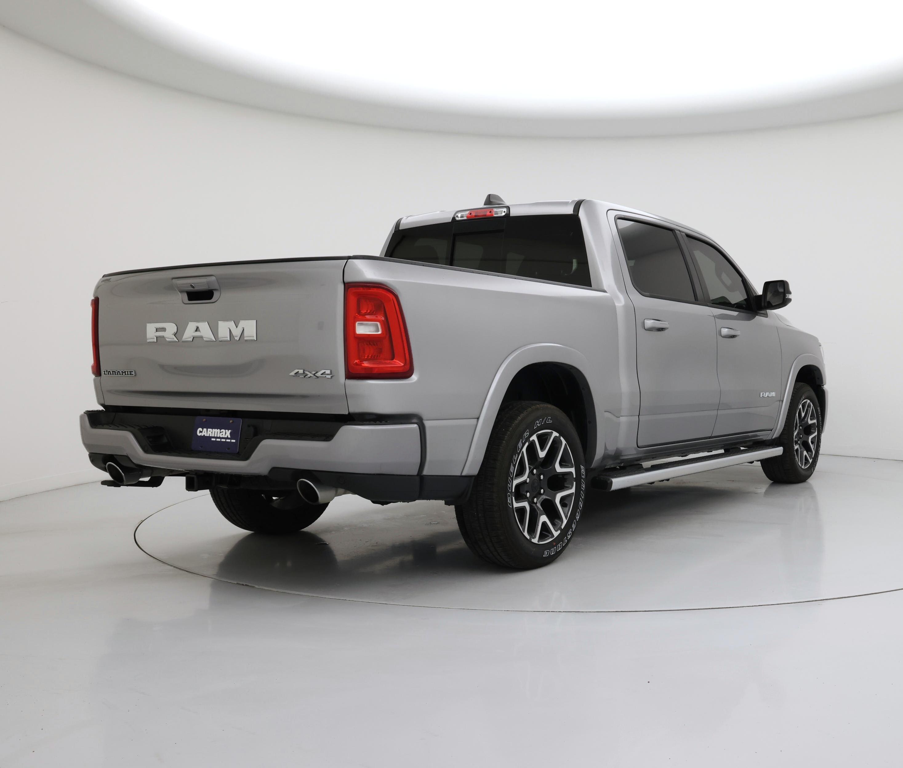 Thumbnail: 2025 RAM 1500 - 8