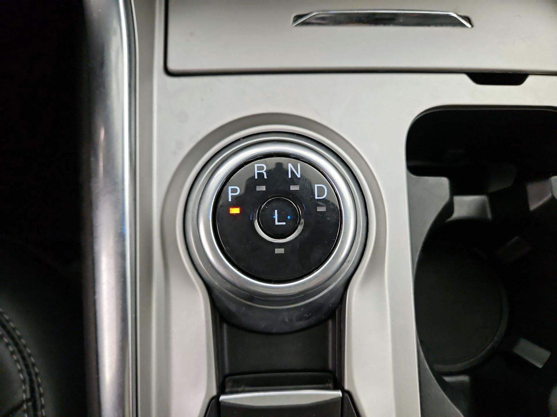 Thumbnail: 2023 Ford Explorer - 18