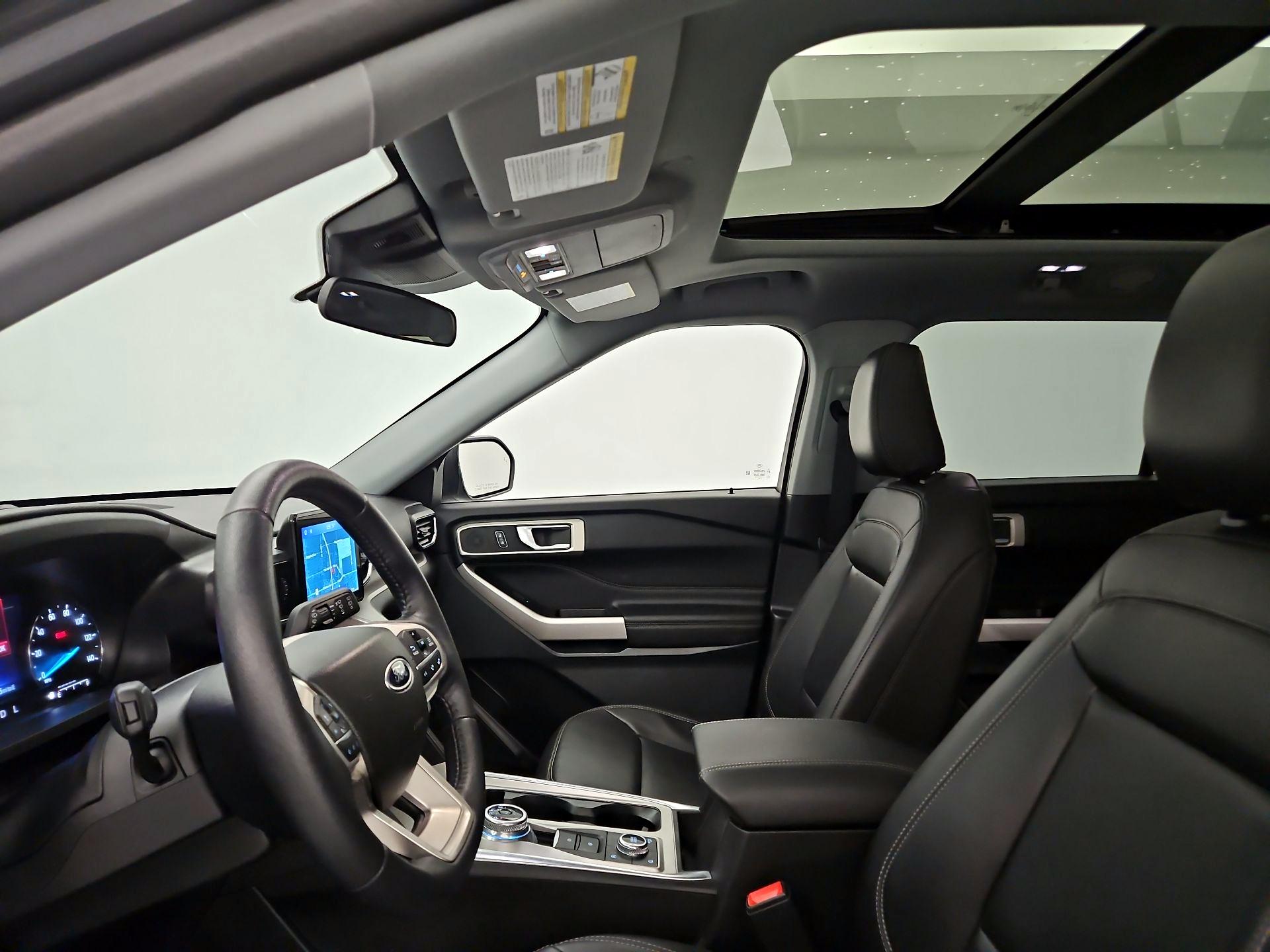 Thumbnail: 2023 Ford Explorer - 20