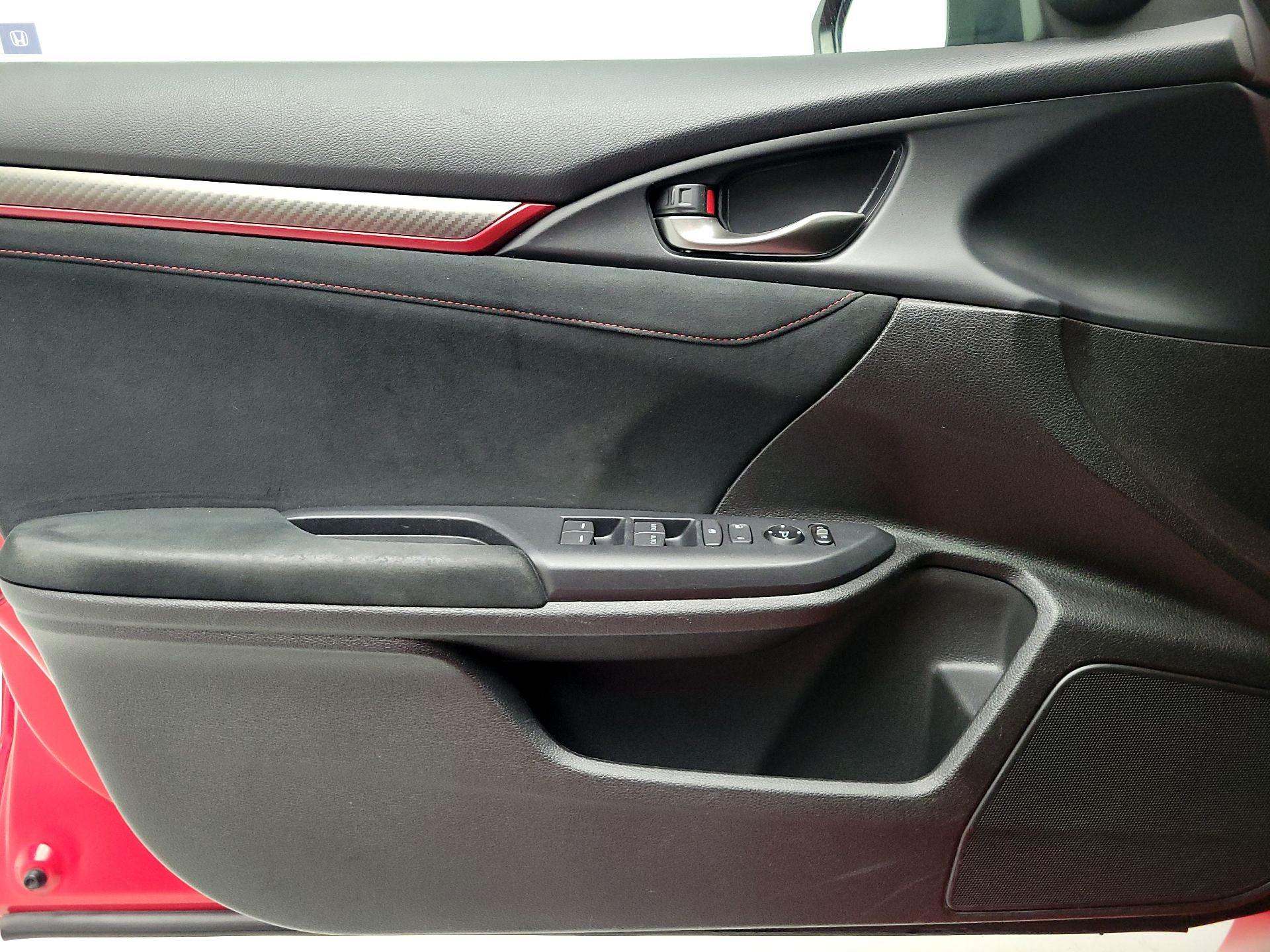 Thumbnail: 2017 Honda Civic - 12