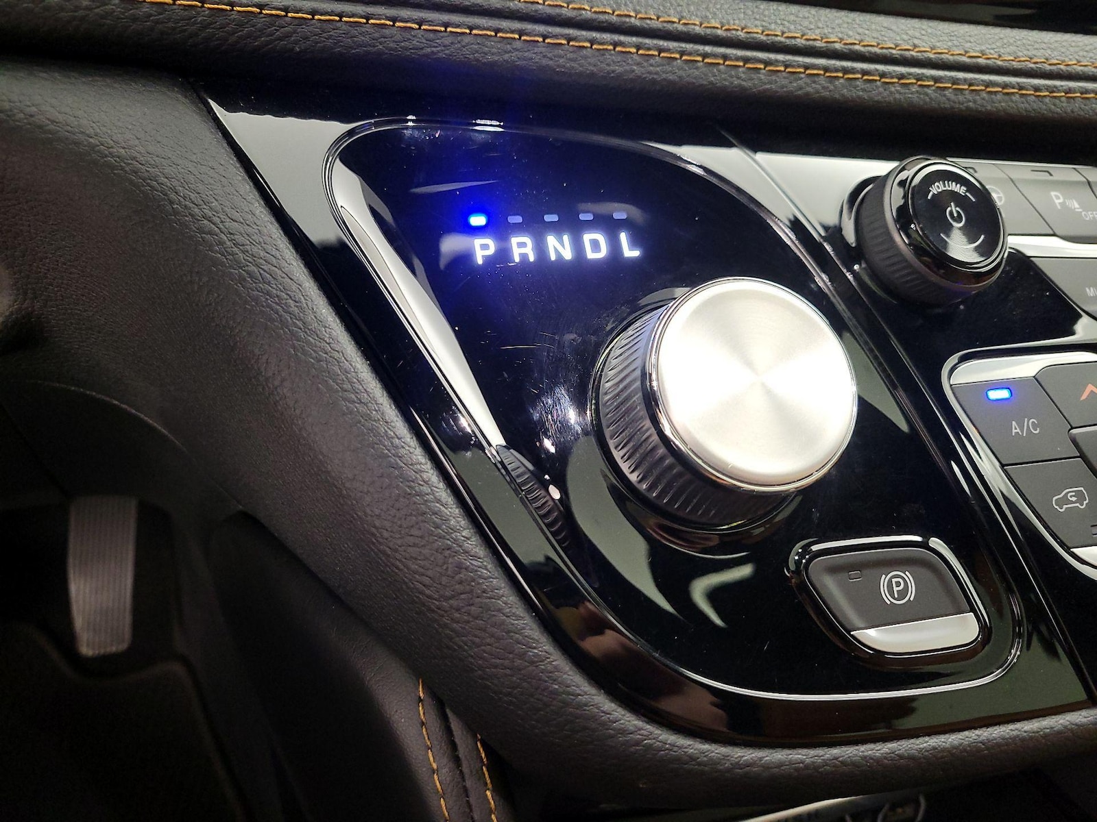 2023 Chrysler Pacifica Pinnacle - Photo 19