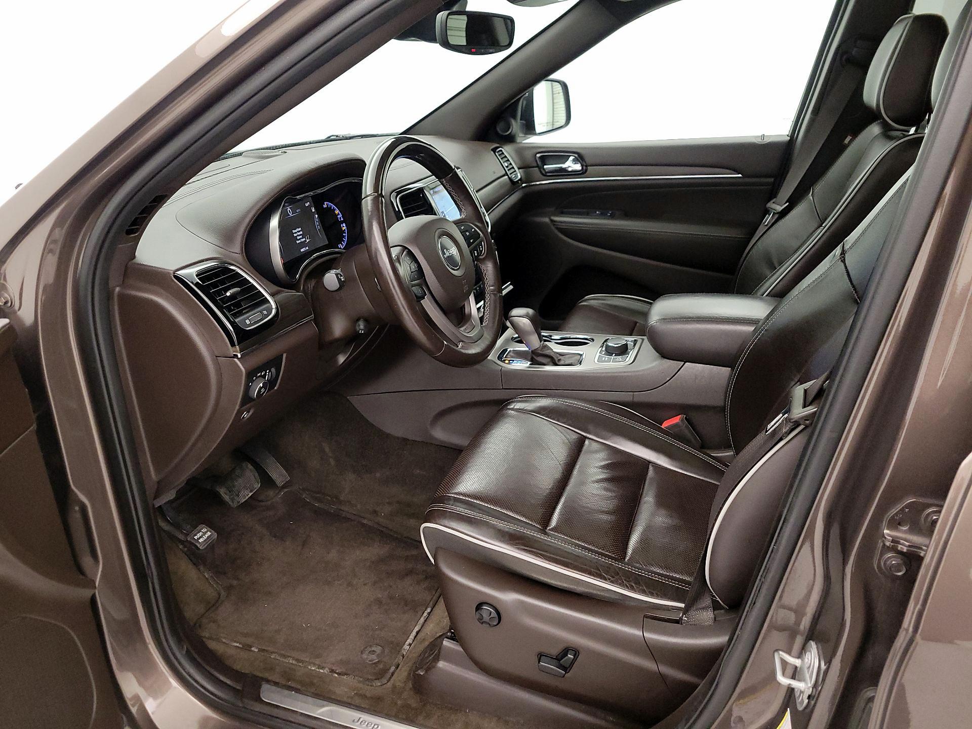 Thumbnail: 2019 Jeep Grand Cherokee - 11