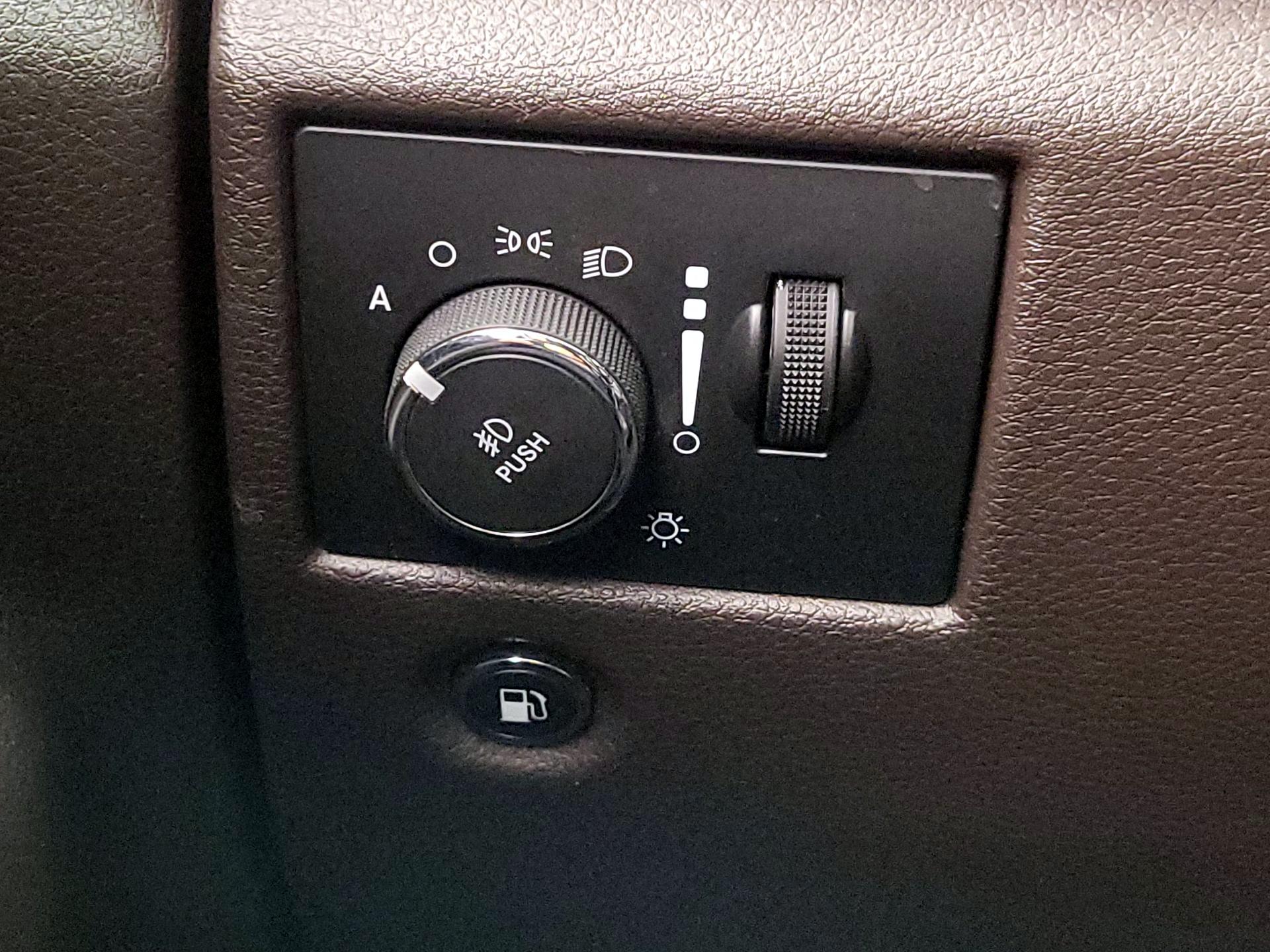 Thumbnail: 2019 Jeep Grand Cherokee - 13