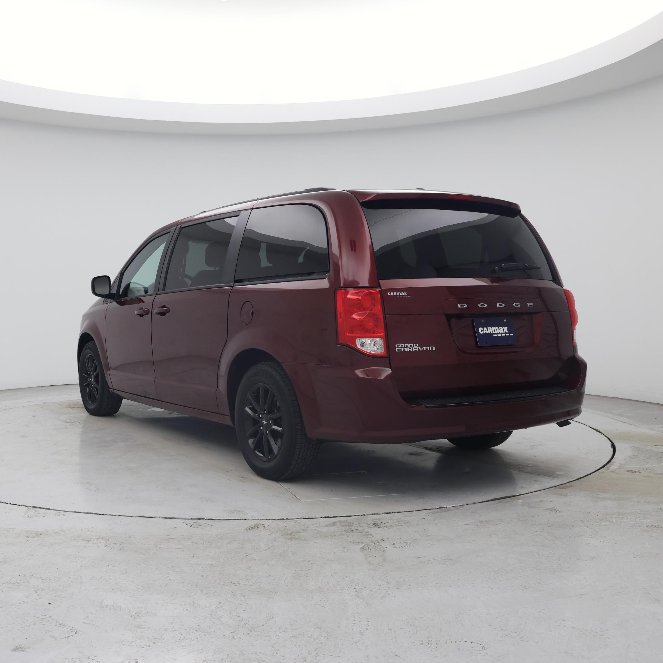 Thumbnail: 2019 Dodge Grand Caravan - 2