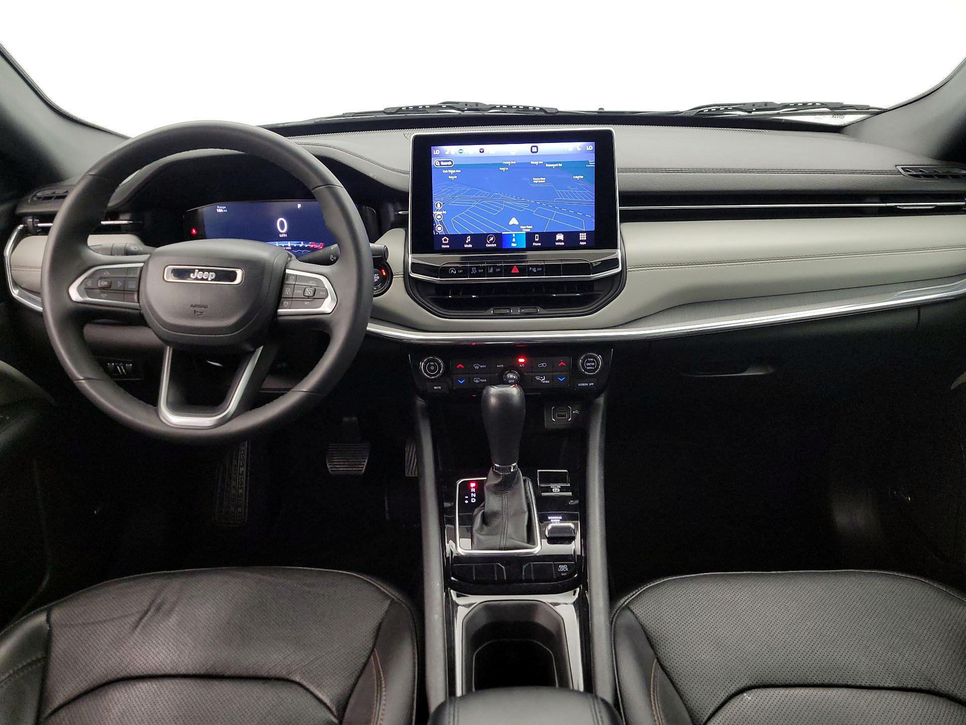 Thumbnail: 2023 Jeep Compass - 9