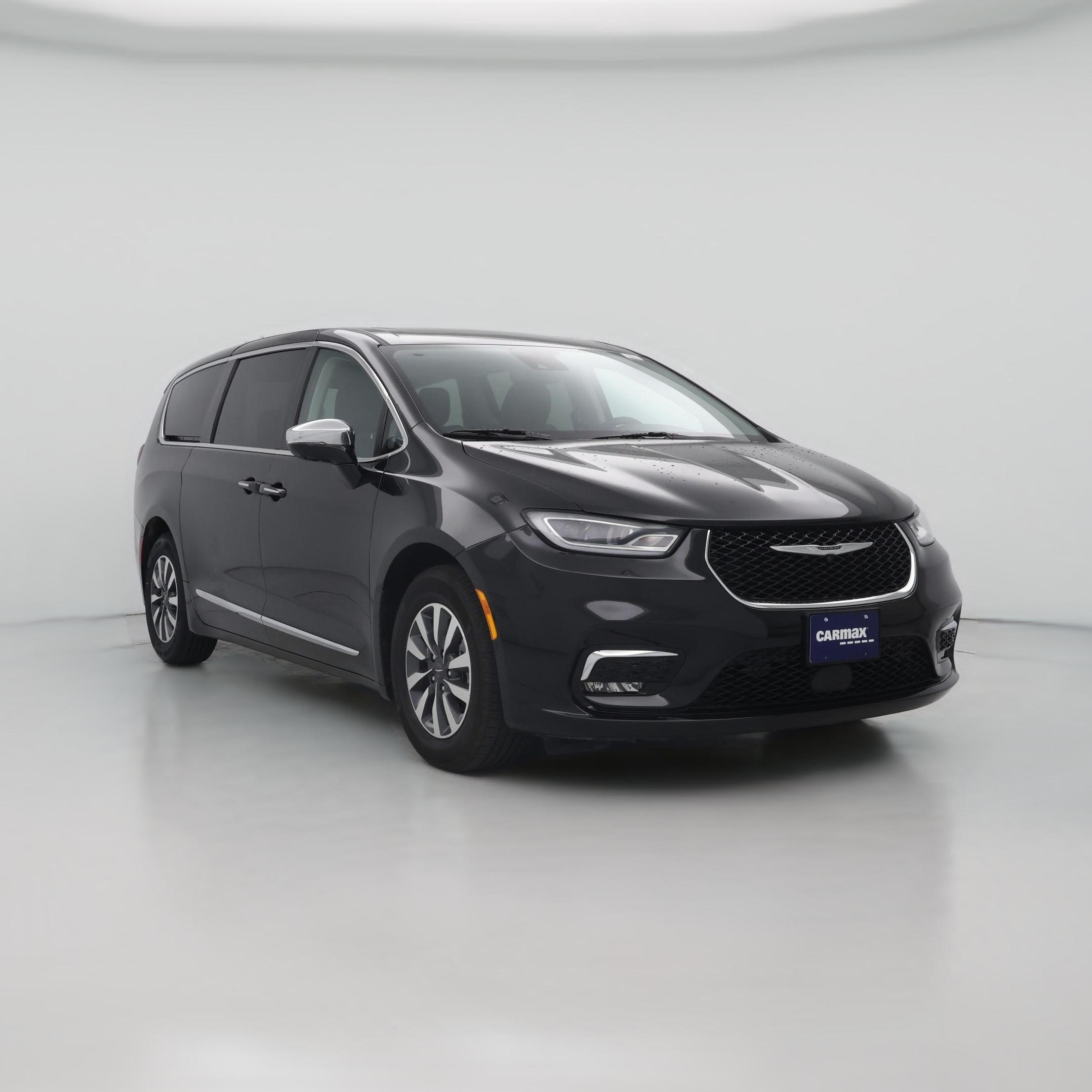 Thumbnail: 2022 Chrysler Pacifica - 1