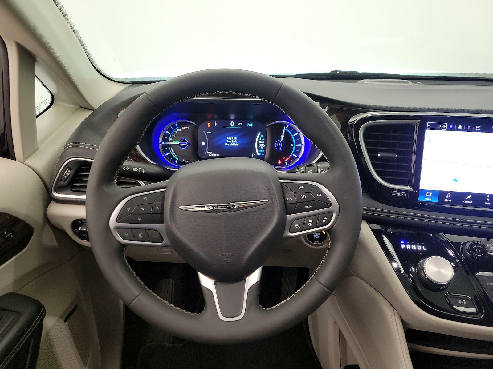 2022 Chrysler Pacifica Hybrid Limited - Photo 11