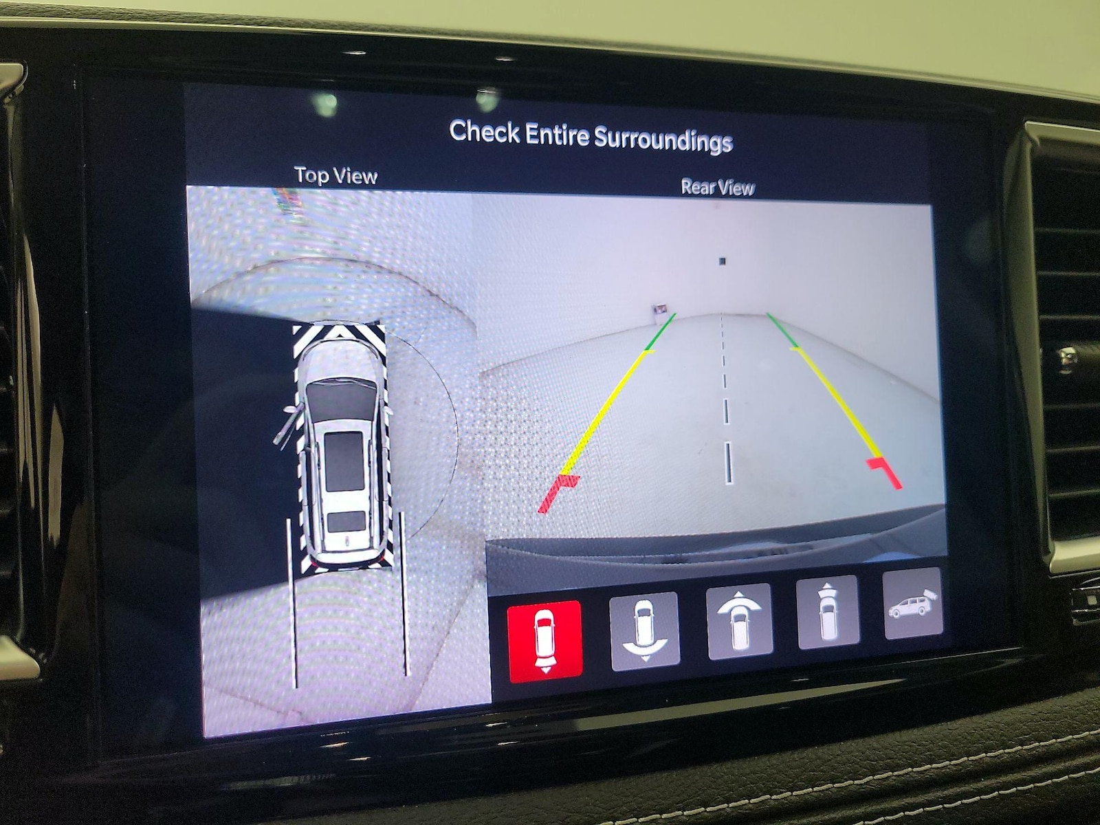 2022 Chrysler Pacifica Hybrid Limited - Photo 16