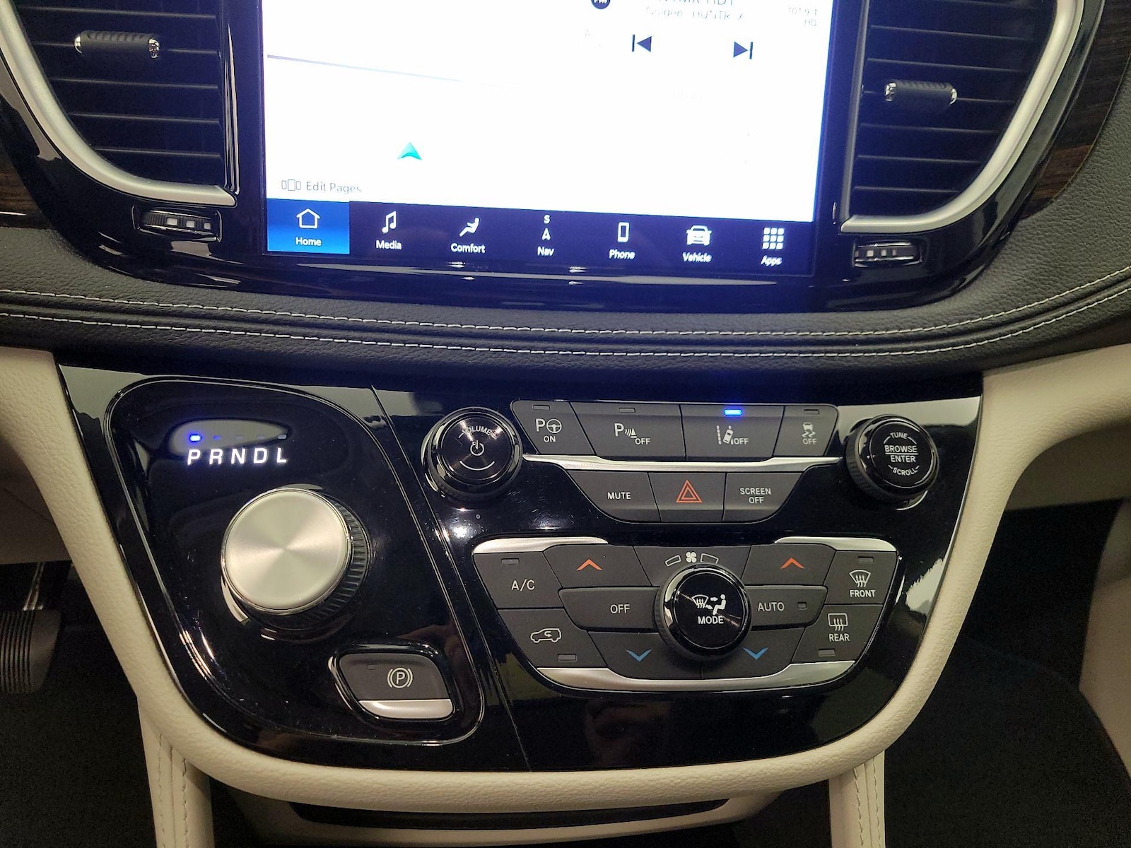 2022 Chrysler Pacifica Hybrid Limited - Photo 19