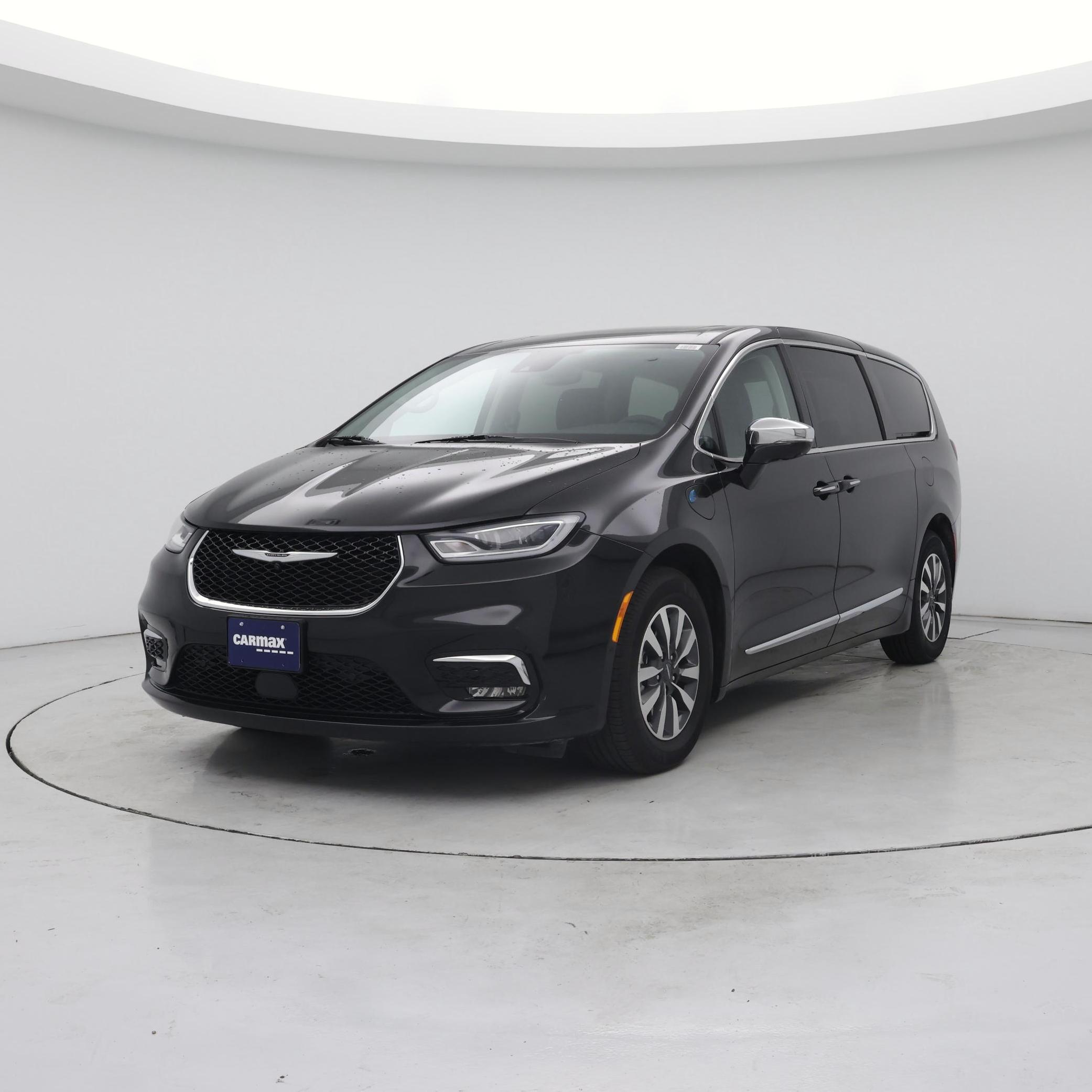 Thumbnail: 2022 Chrysler Pacifica - 4