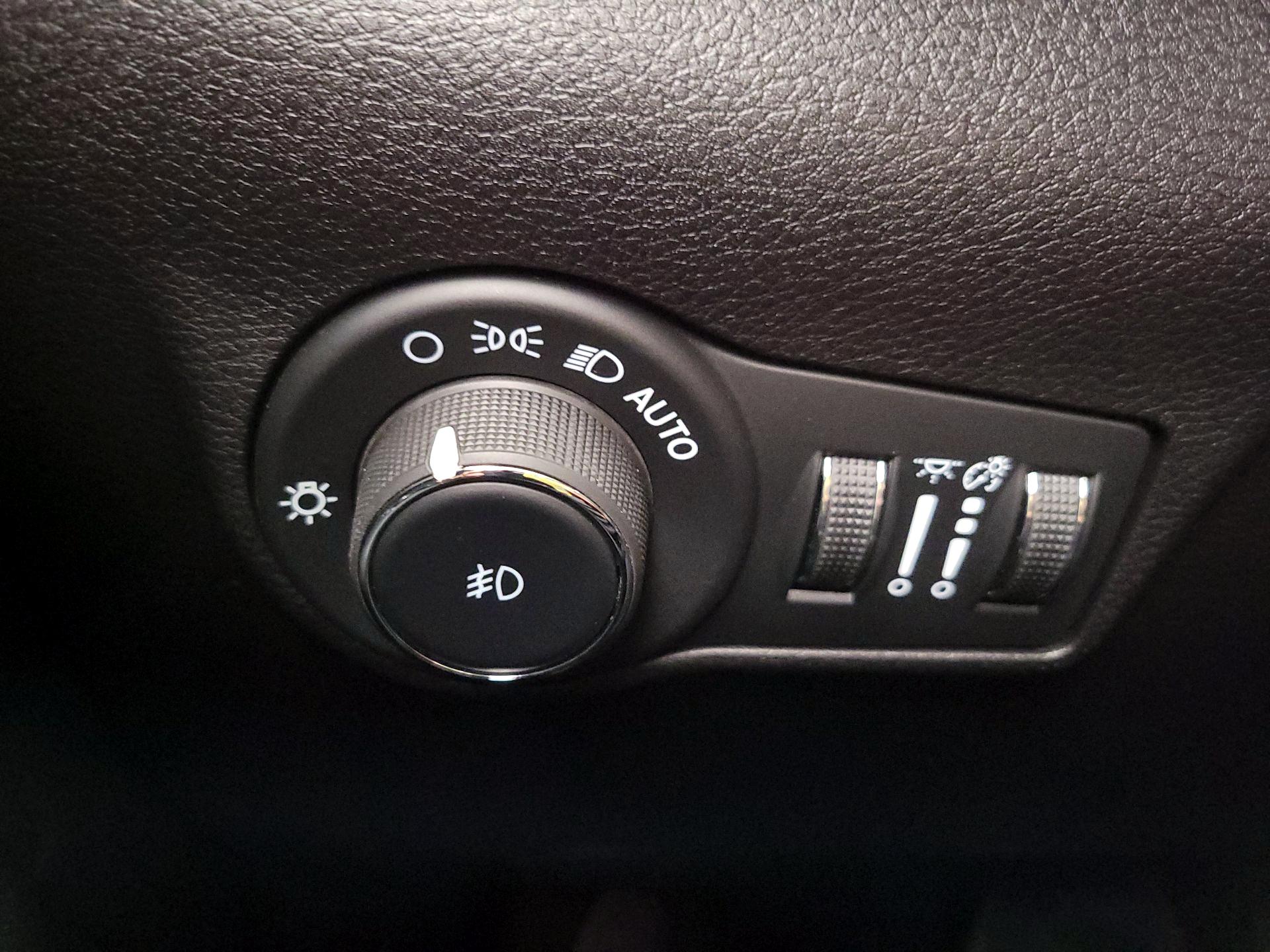 Thumbnail: 2024 Jeep Compass - 13