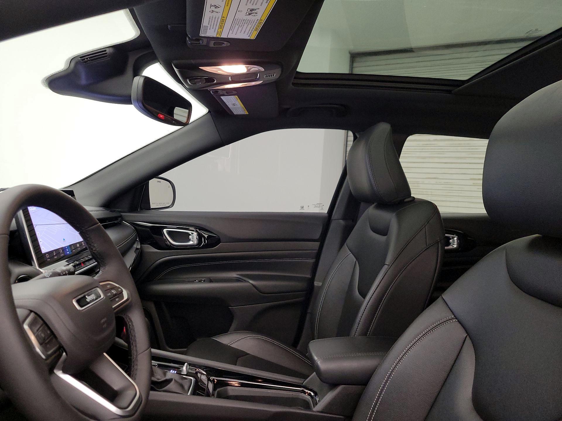 Thumbnail: 2024 Jeep Compass - 20