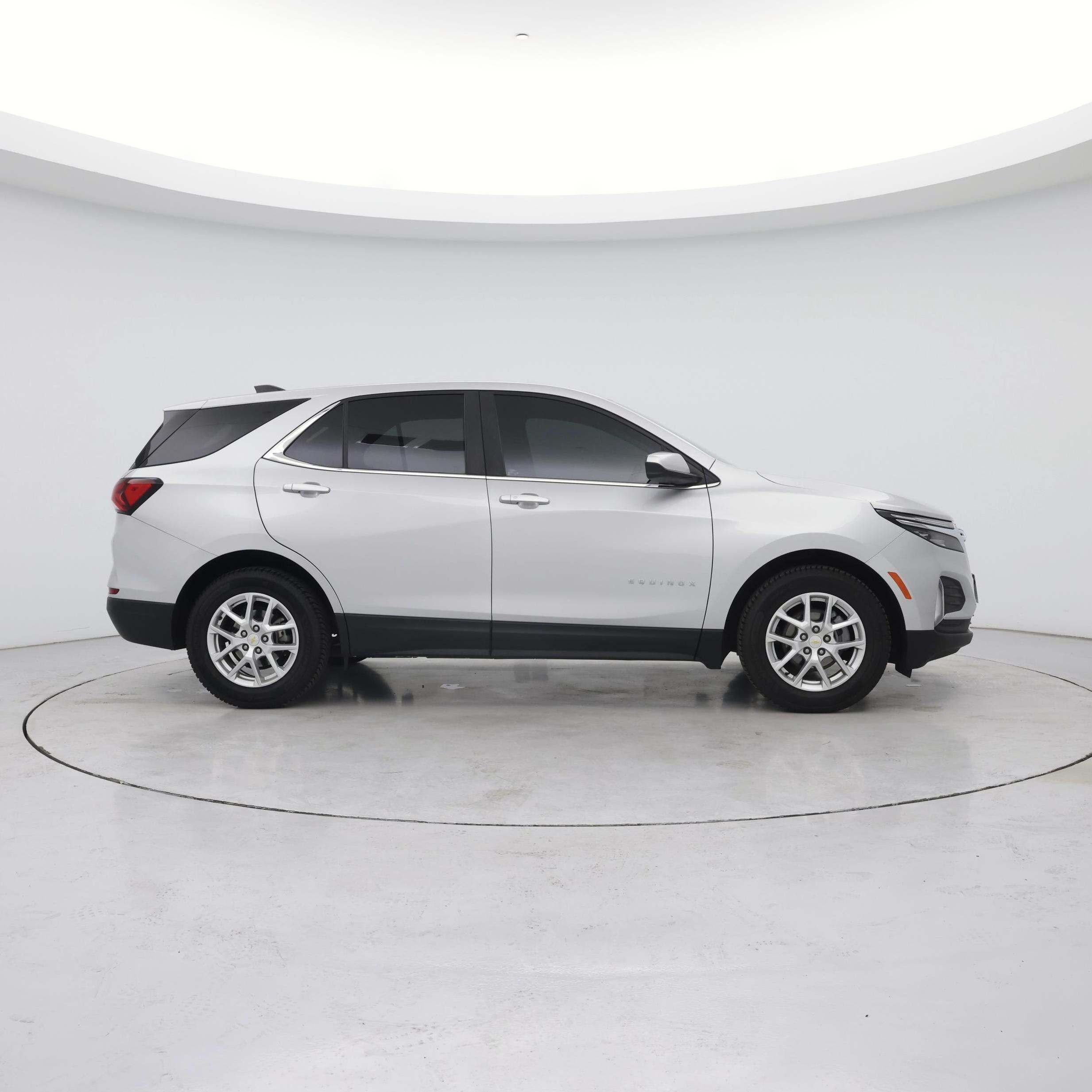 Thumbnail: 2022 Chevrolet Equinox - 7