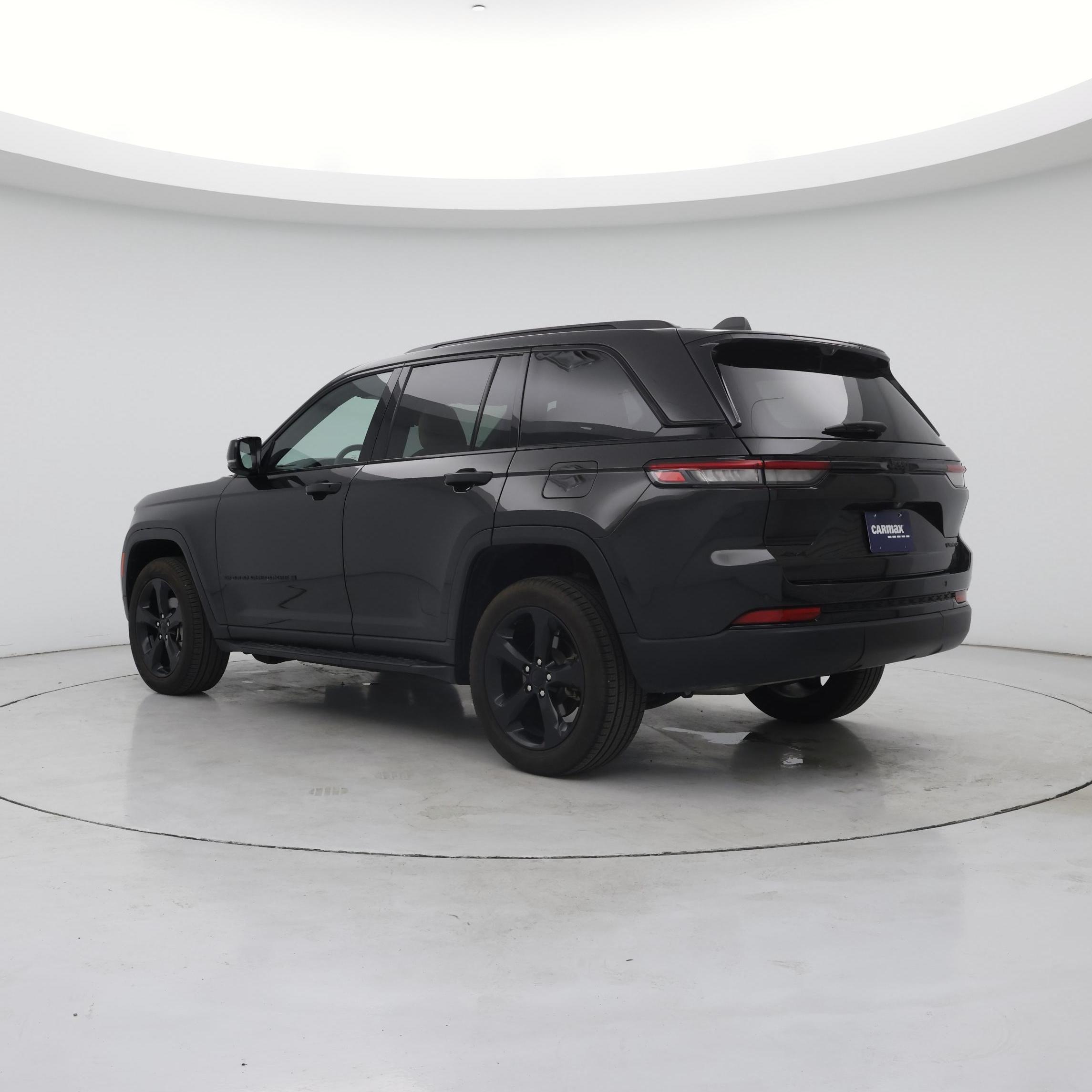 Thumbnail: 2023 Jeep Grand Cherokee - 2