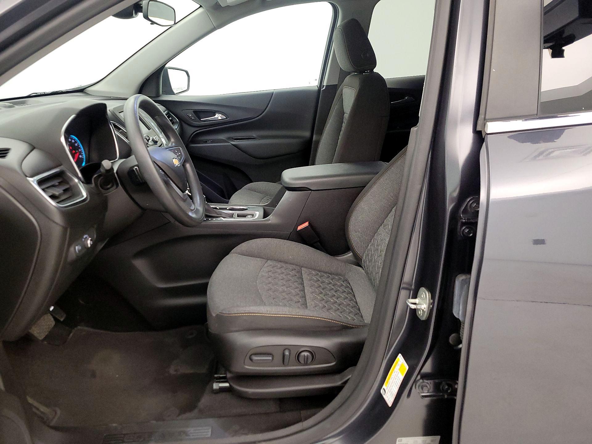Thumbnail: 2022 Chevrolet Equinox - 11