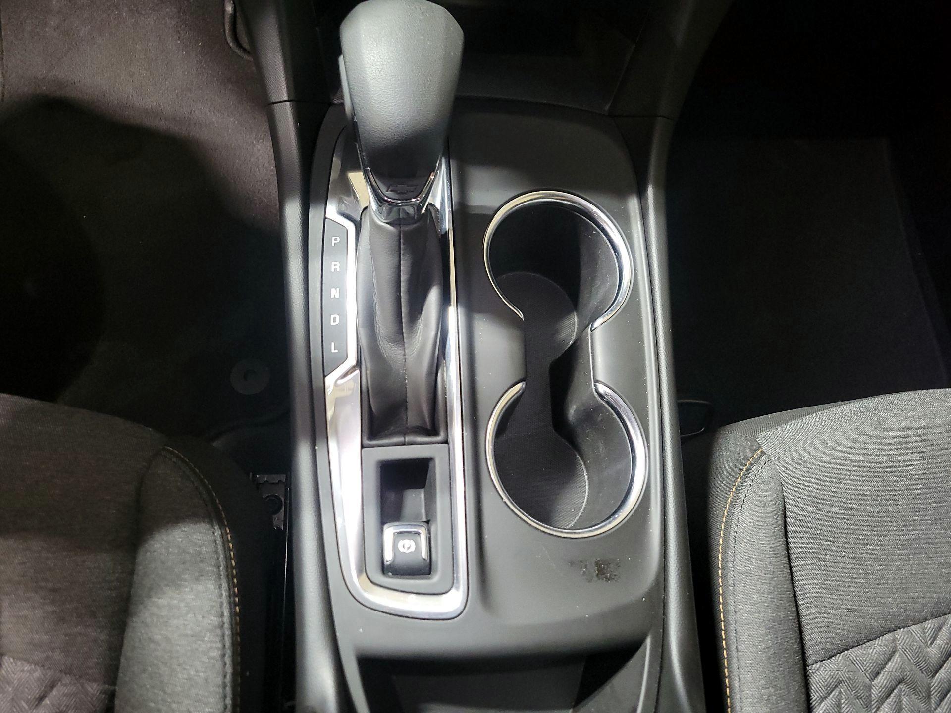 Thumbnail: 2022 Chevrolet Equinox - 16