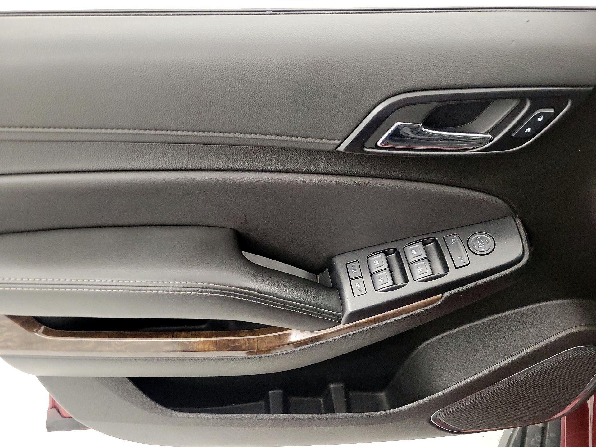 Thumbnail: 2020 Chevrolet Tahoe - 12