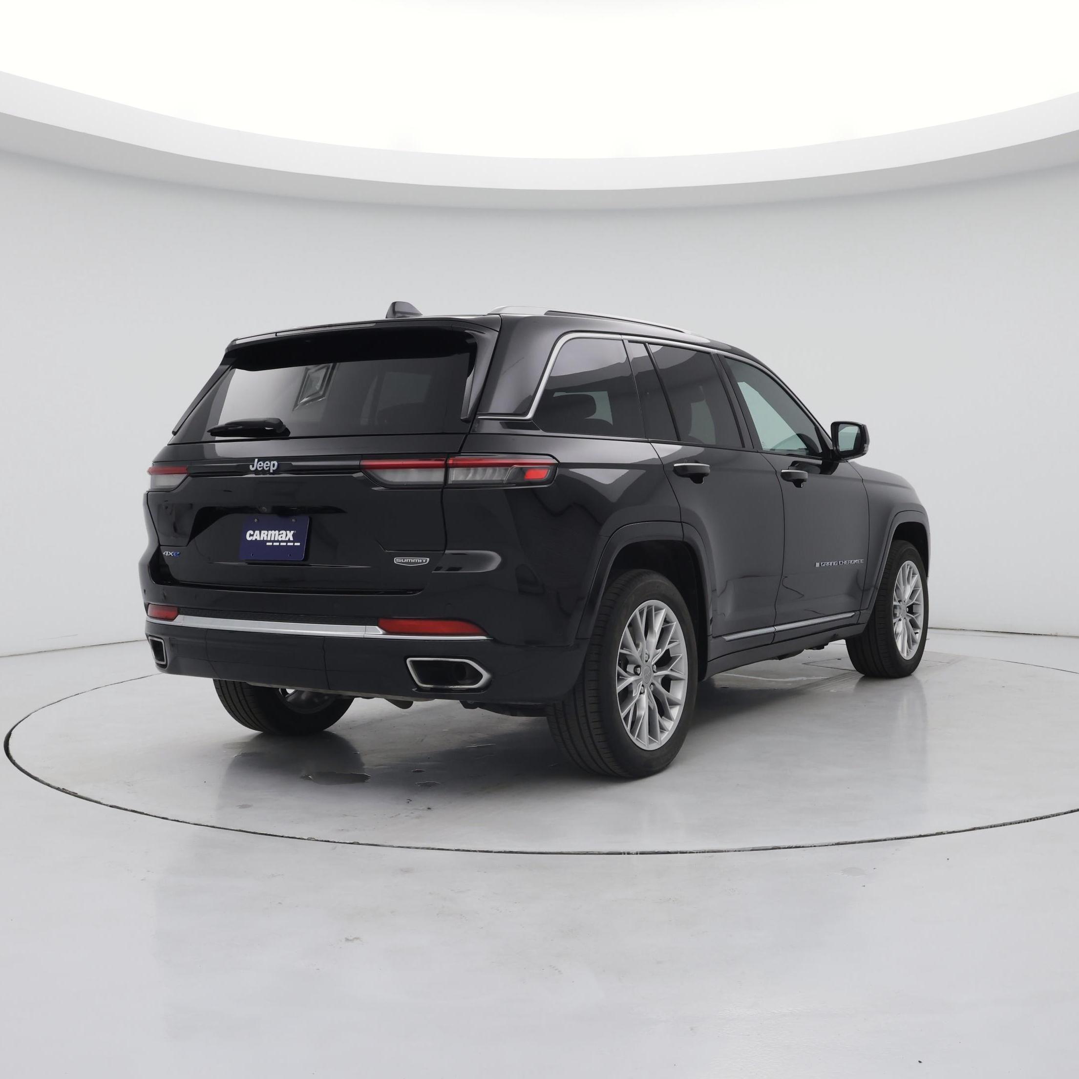 Thumbnail: 2022 Jeep Grand Cherokee - 8