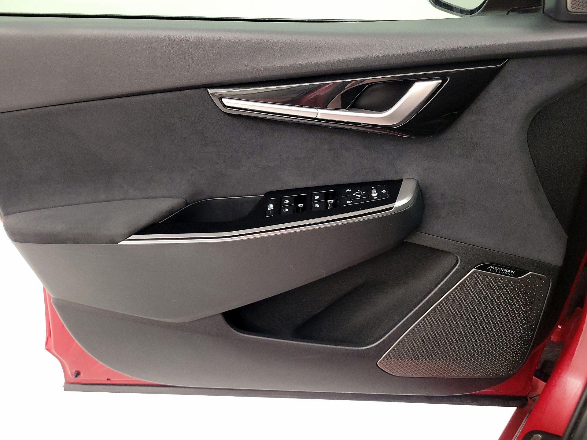 Thumbnail: 2023 Kia EV6 - 12