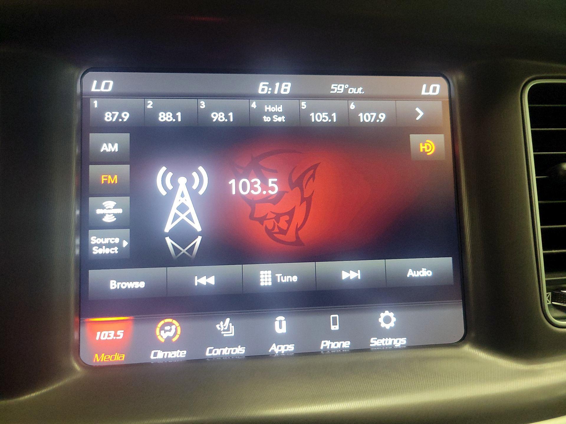 Thumbnail: 2021 Dodge Charger - 13
