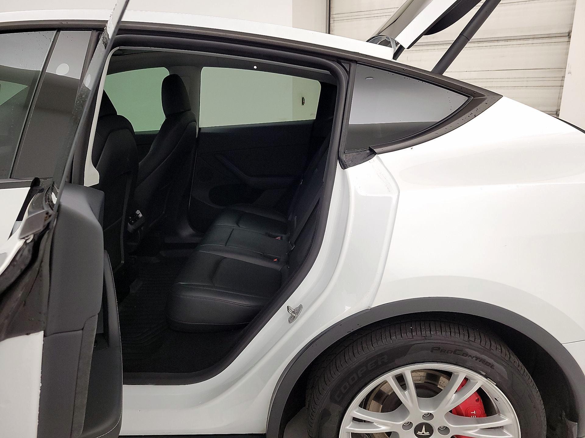 Thumbnail: 2024 Tesla Model Y - 17