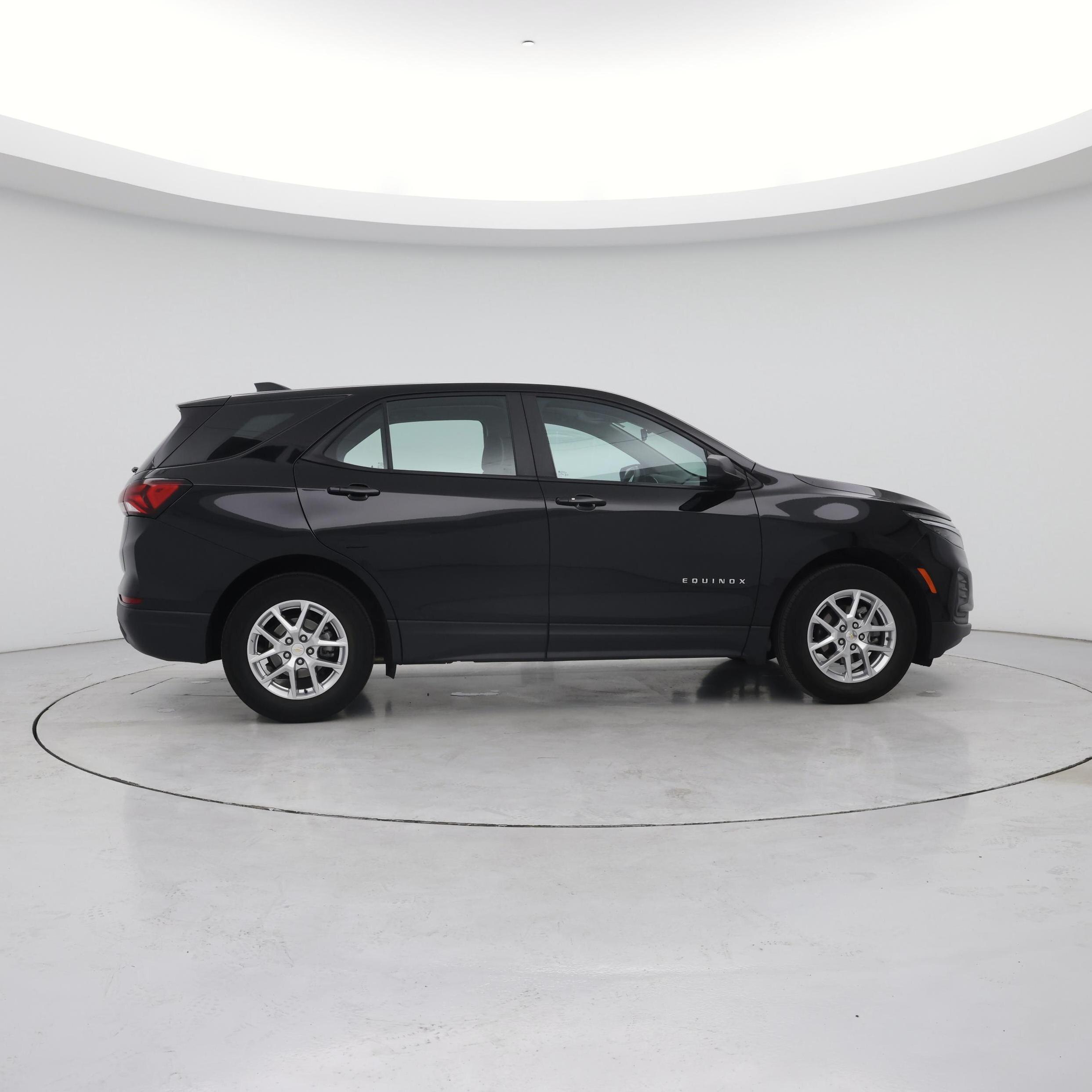 Thumbnail: 2023 Chevrolet Equinox - 7