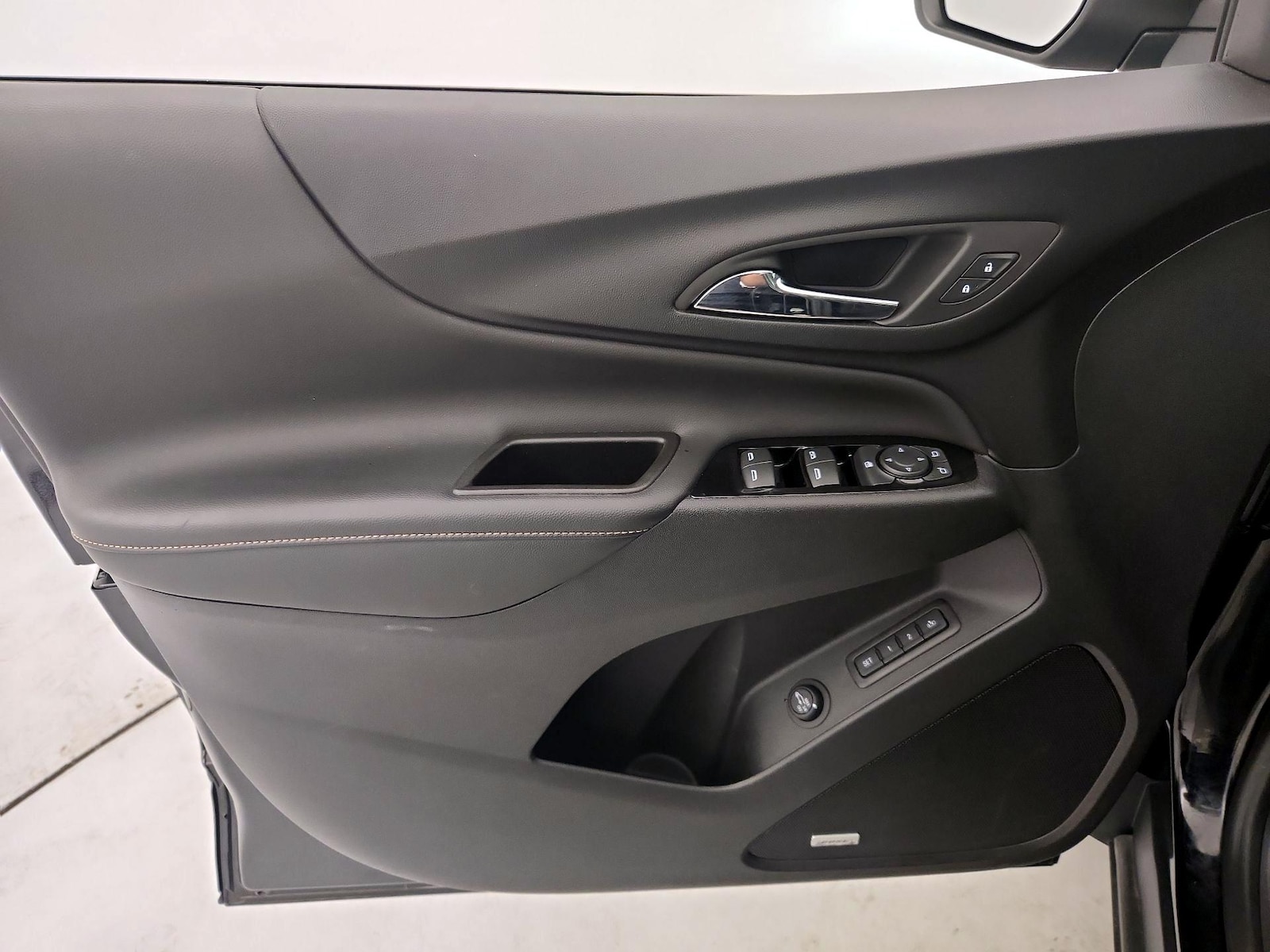 2023 Chevrolet Equinox Premier - Photo 13