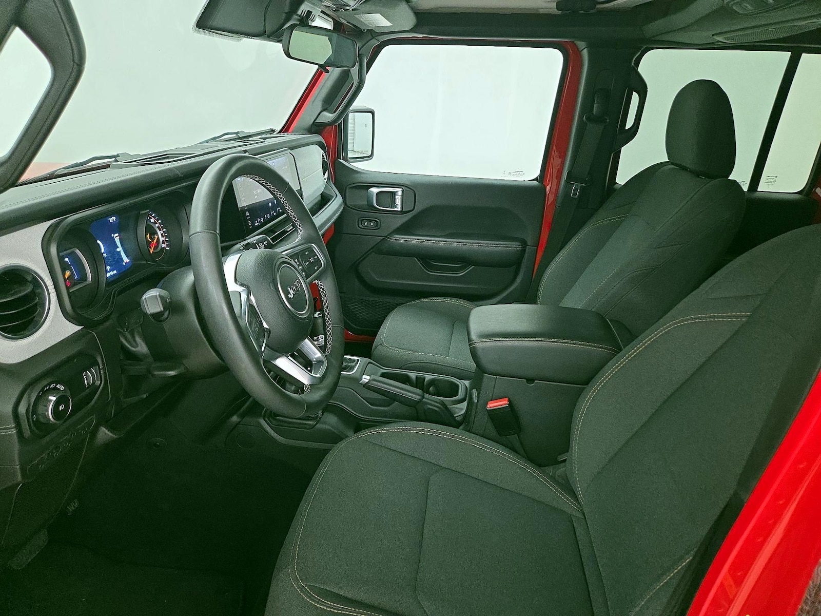 2025 Jeep Wrangler 4-Door Sahara - Photo 12