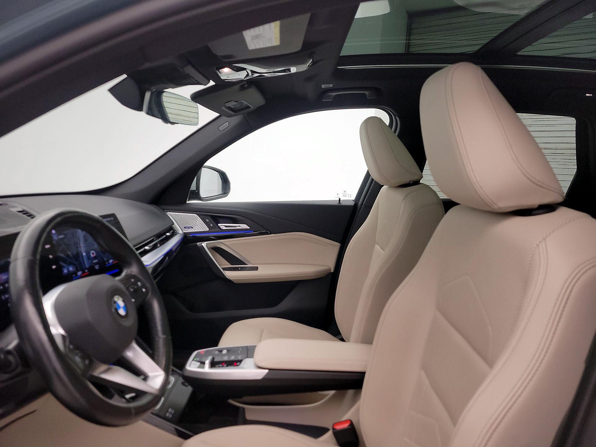 Thumbnail: 2023 BMW X1 - 20