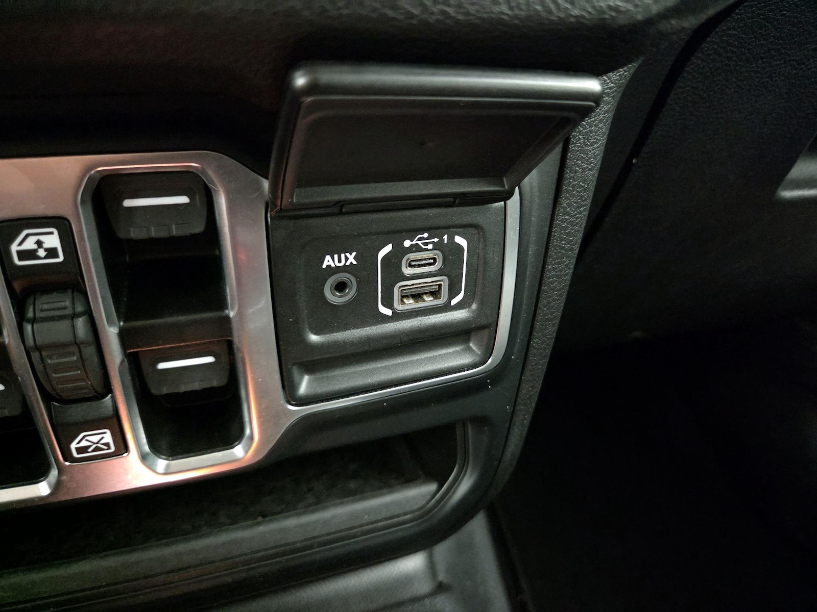 2025 Jeep Wrangler 4-Door Sport S - Photo 19
