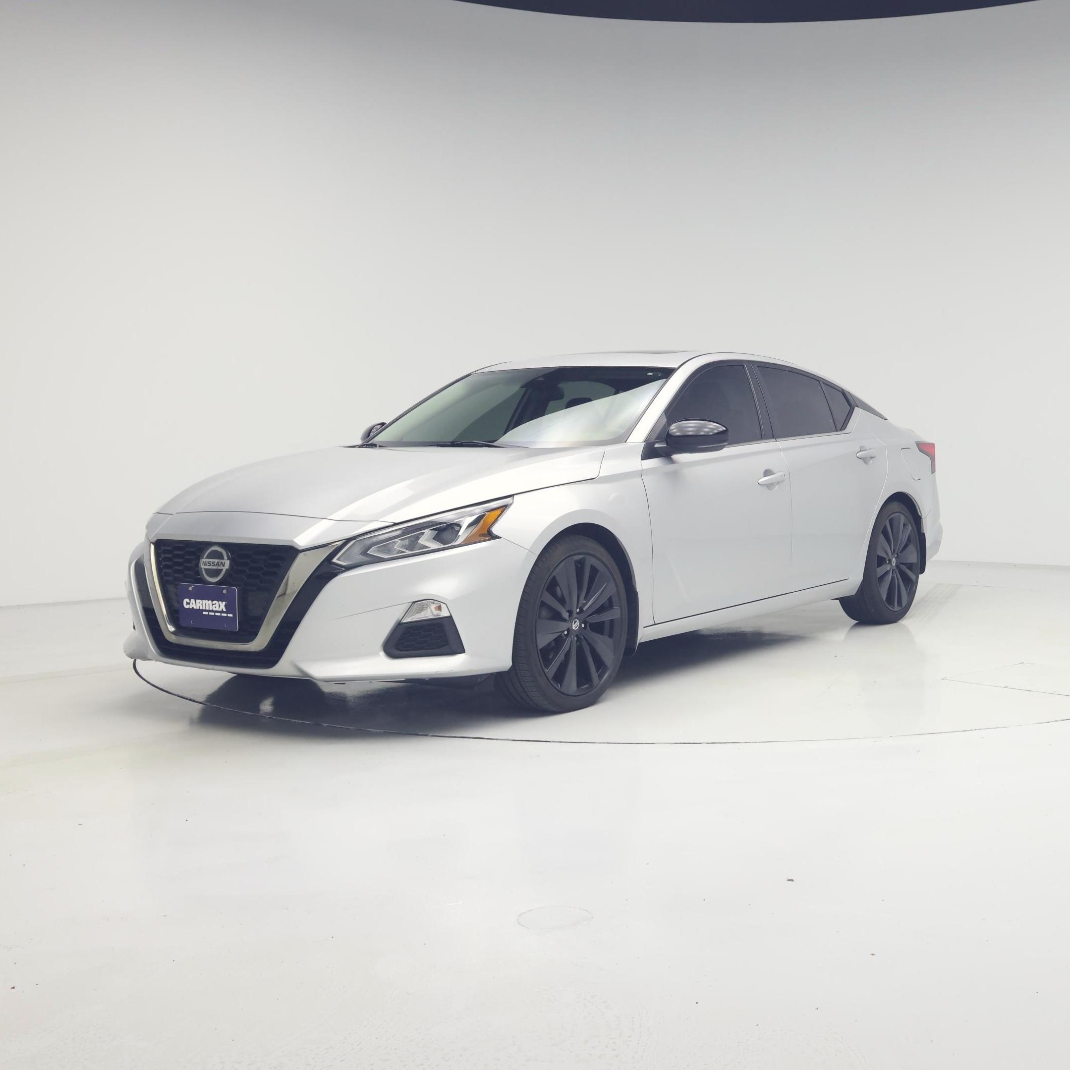 Thumbnail: 2020 Nissan Altima - 4