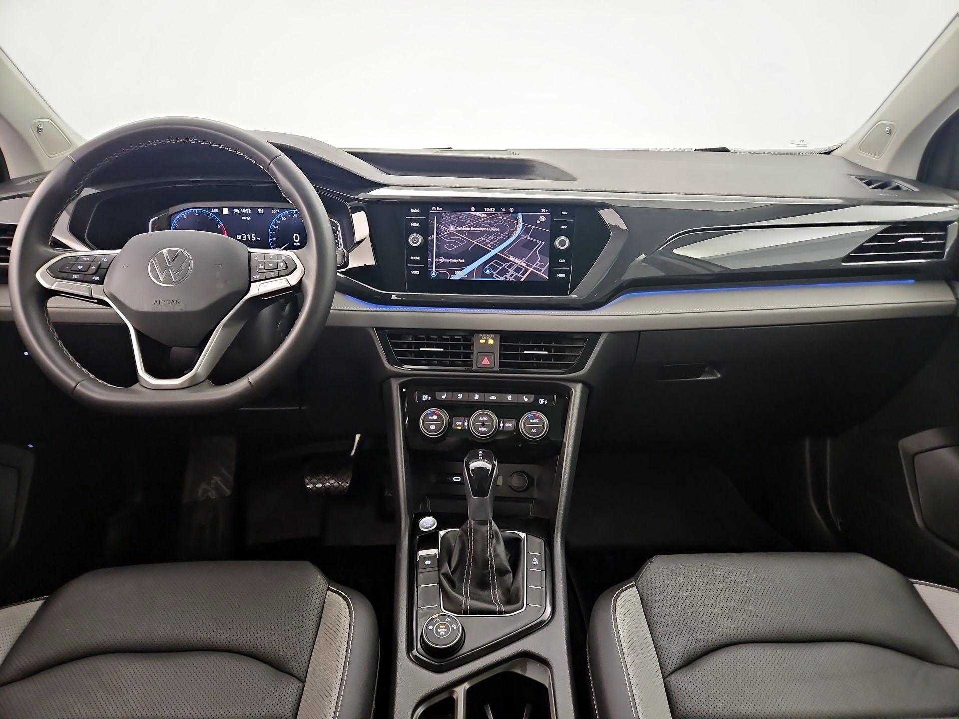 Thumbnail: 2022 Volkswagen Taos - 9