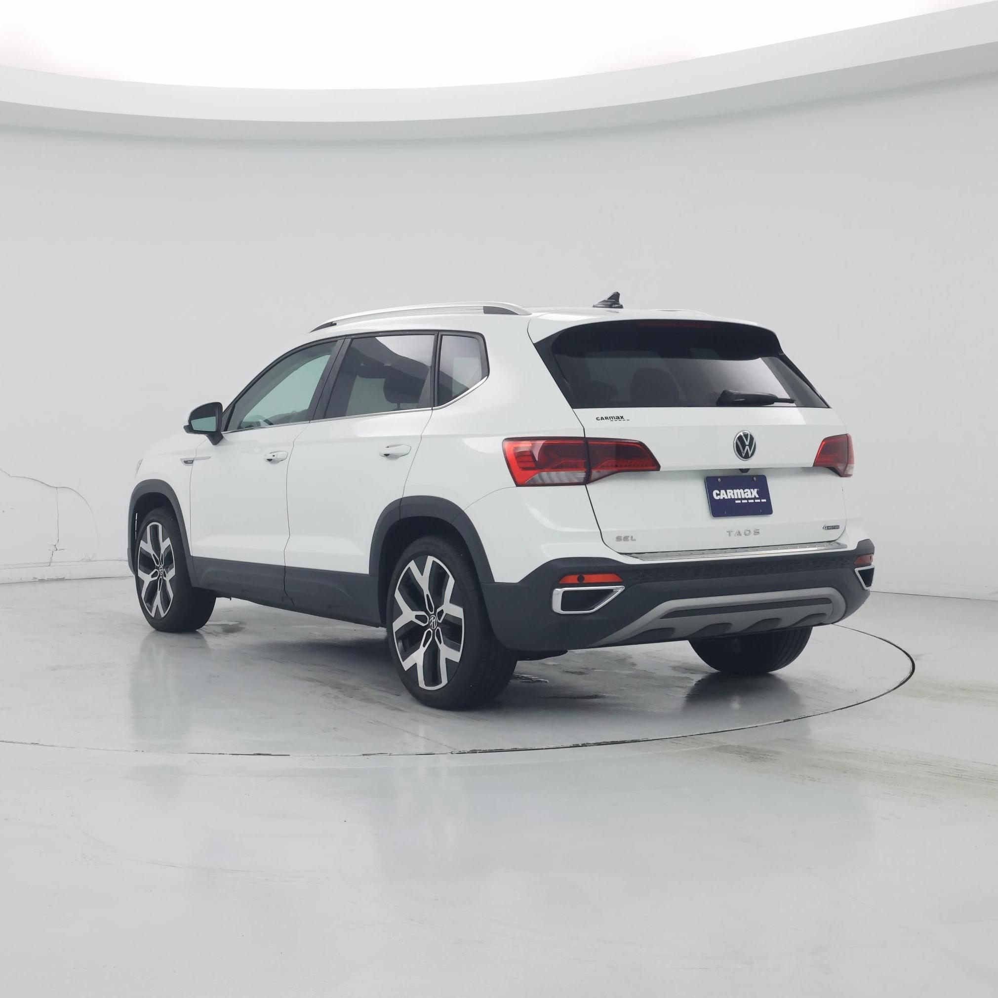 Thumbnail: 2022 Volkswagen Taos - 2