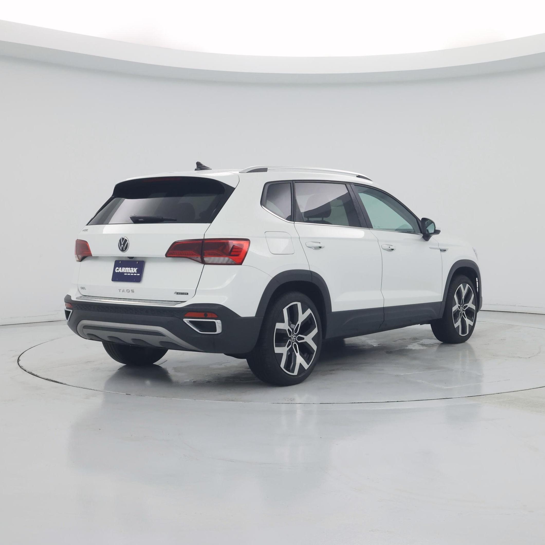 Thumbnail: 2022 Volkswagen Taos - 8